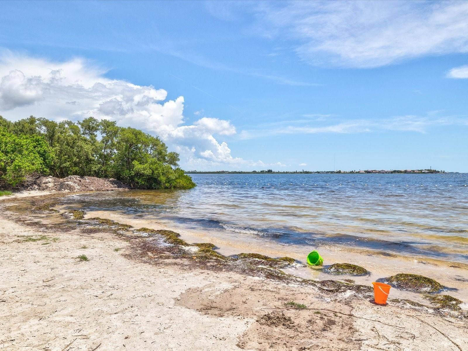 6615 DEL PRADO TERRACE, New Port Richey, FL 34652 6615 DEL PRADO TERRACE, New Port Richey, FL 34652