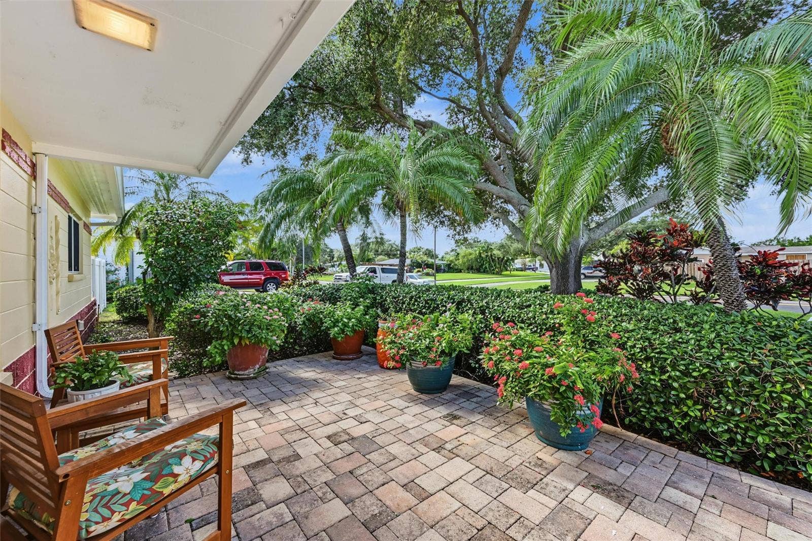 2975 68TH STREET N, St Petersburg, FL 33710 2975 68TH STREET N, St Petersburg, FL 33710