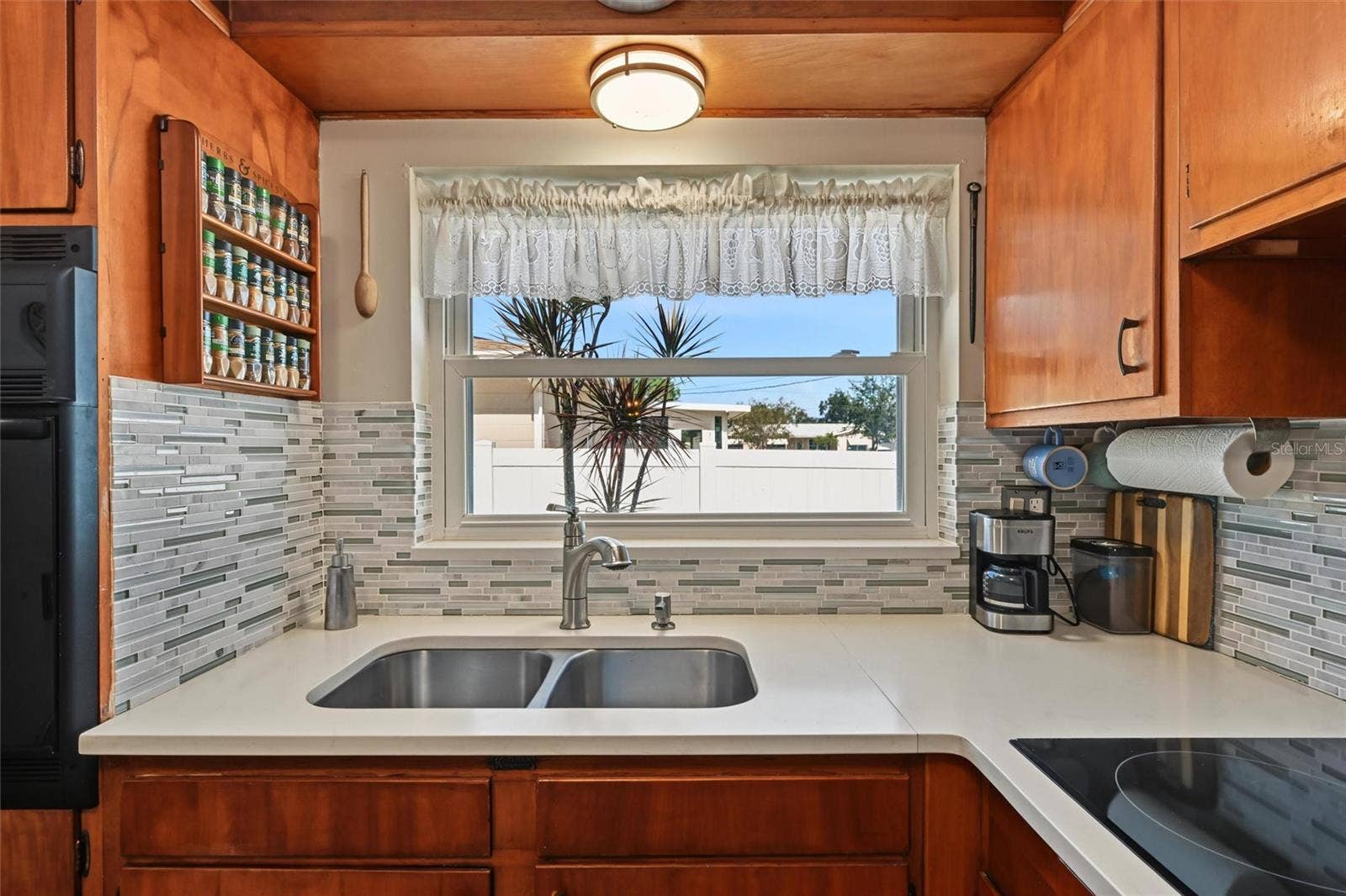 2975 68TH STREET N, St Petersburg, FL 33710 2975 68TH STREET N, St Petersburg, FL 33710