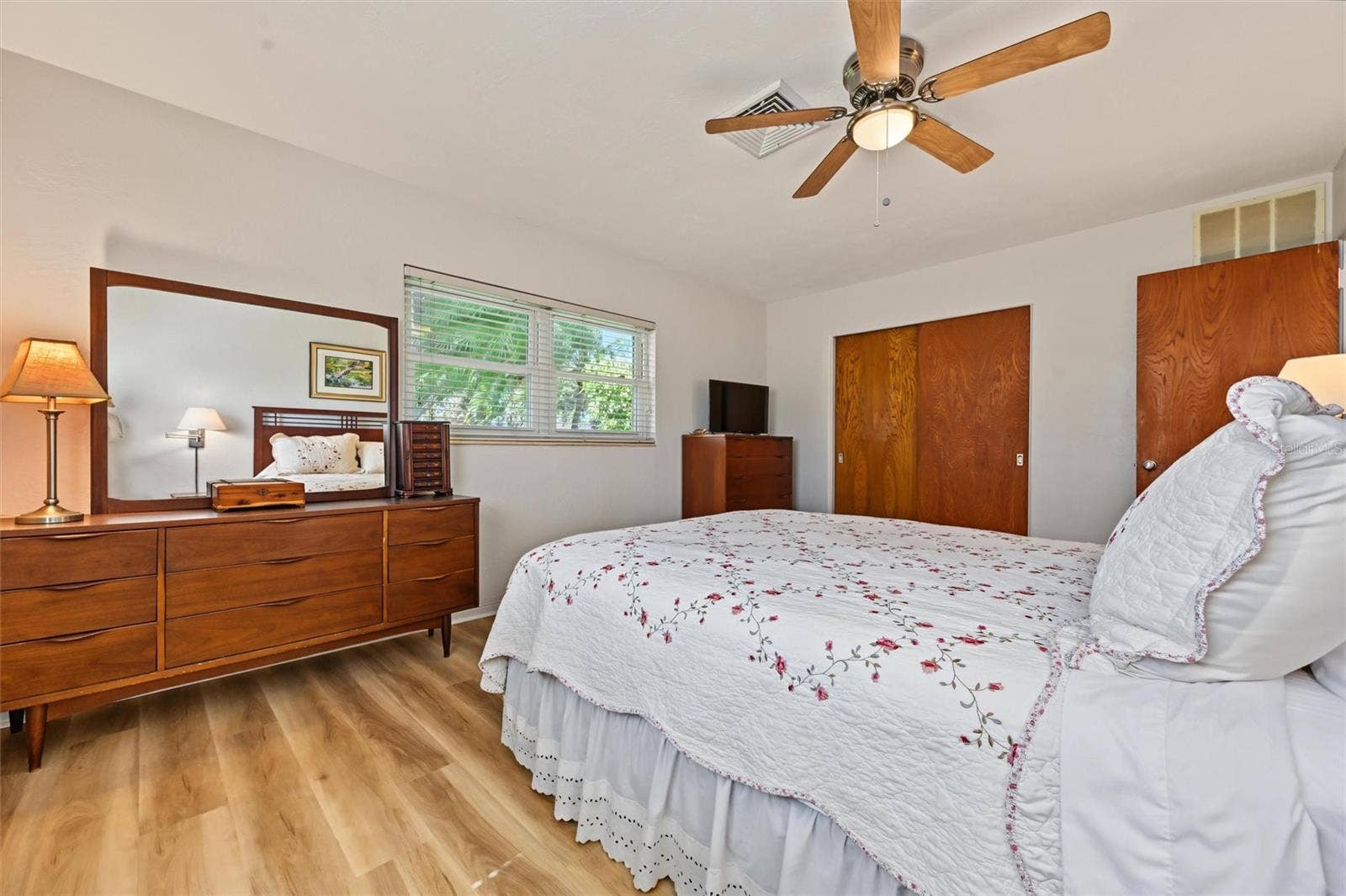 2975 68TH STREET N, St Petersburg, FL 33710 2975 68TH STREET N, St Petersburg, FL 33710