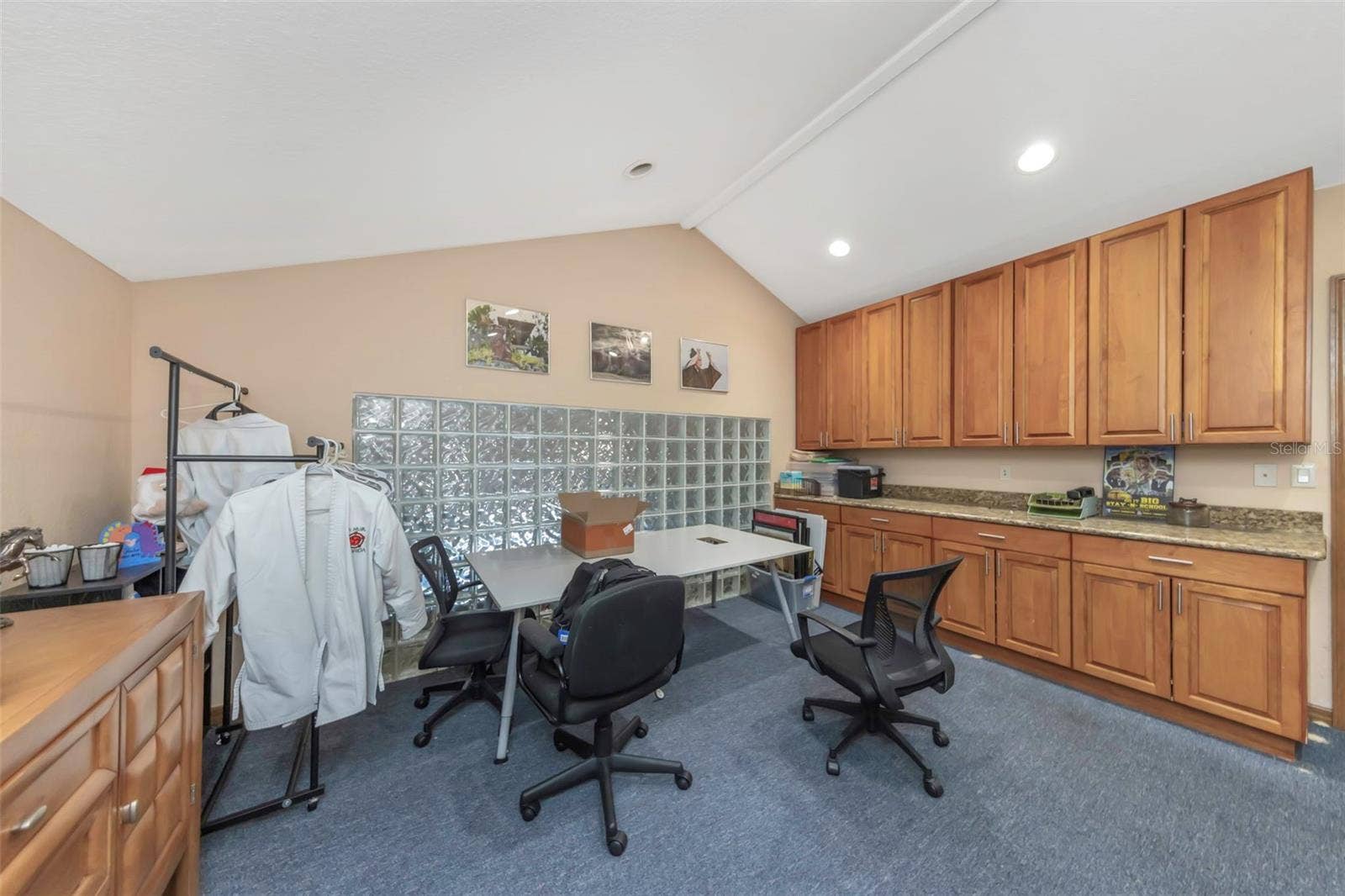 780 N MISSOURI AVENUE, Largo, FL 33770 780 N MISSOURI AVENUE, Largo, FL 33770