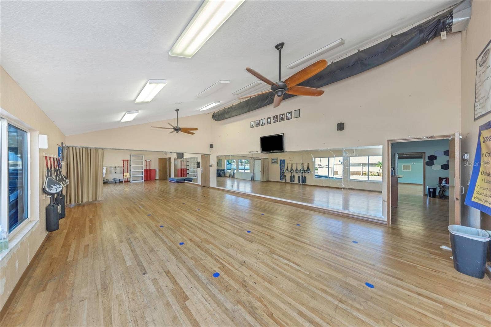 780 N MISSOURI AVENUE, Largo, FL 33770 780 N MISSOURI AVENUE, Largo, FL 33770