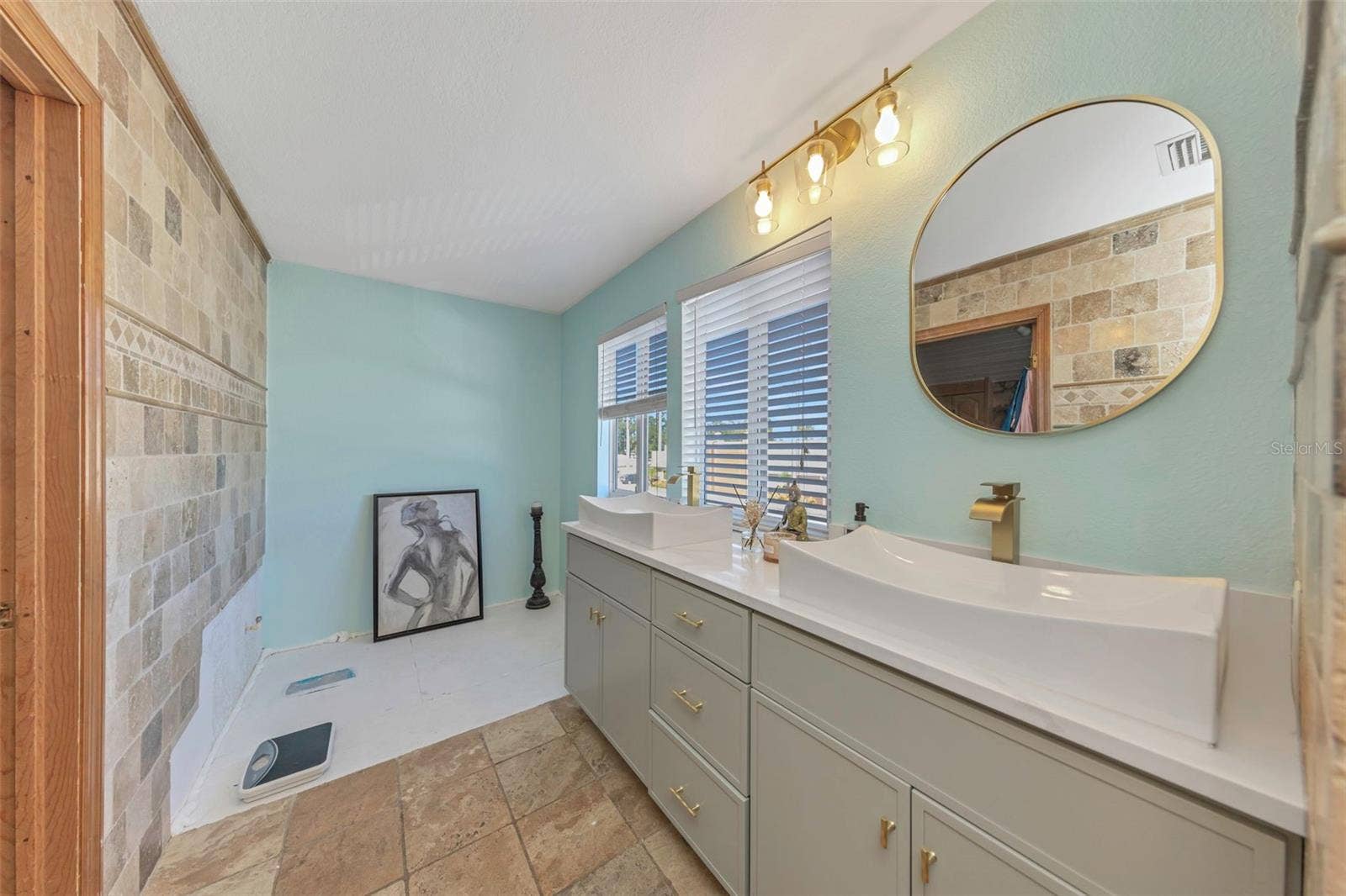 780 N MISSOURI AVENUE, Largo, FL 33770 780 N MISSOURI AVENUE, Largo, FL 33770