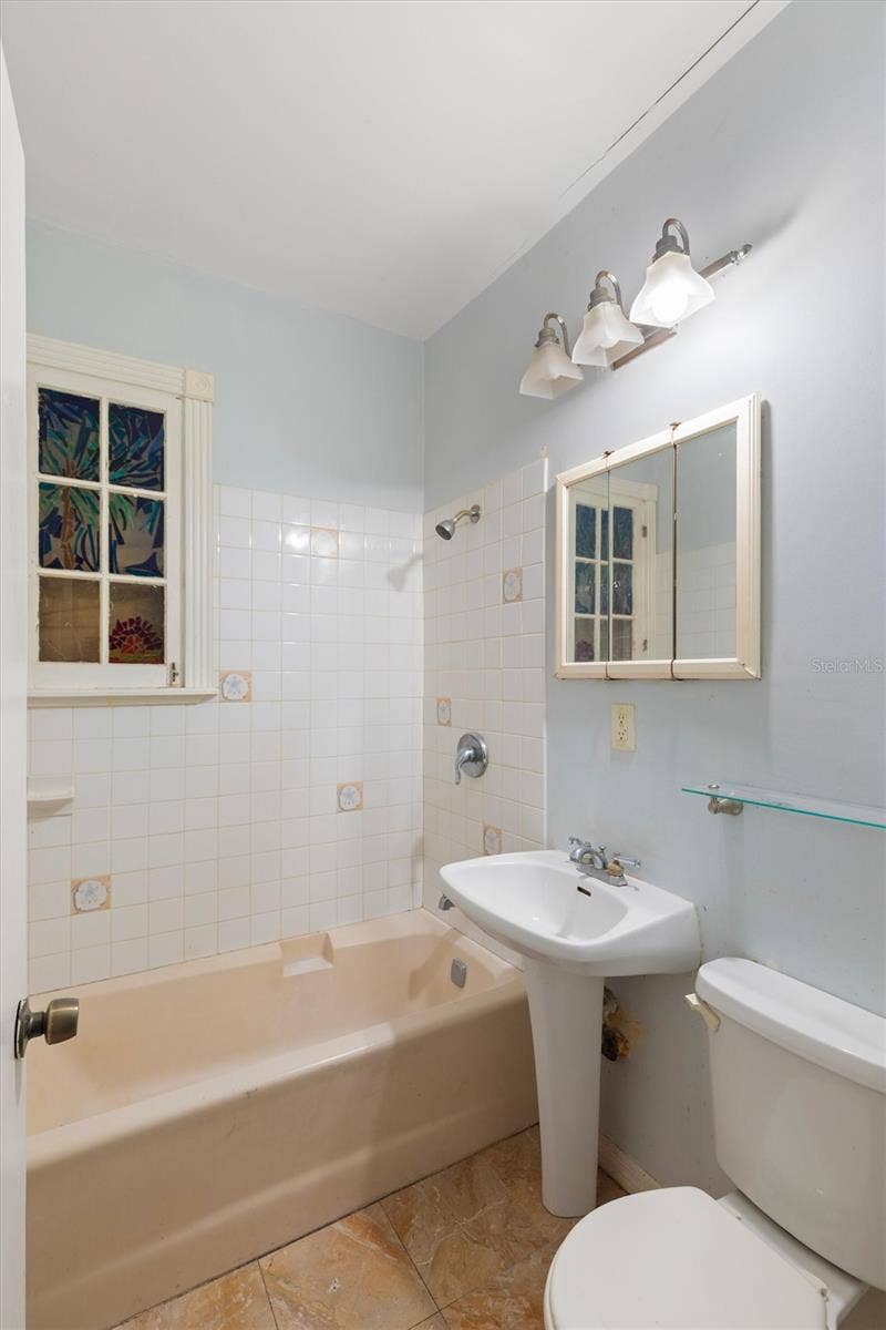 19552 AZTEC STREET, Summerland Key, FL 33042