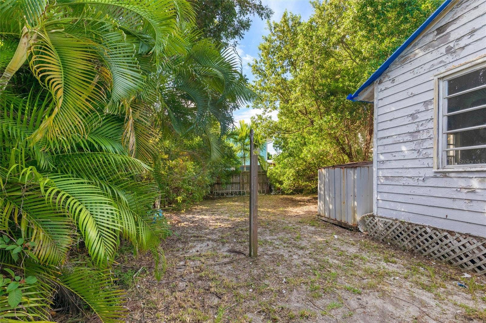 19552 AZTEC STREET, Summerland Key, FL 33042