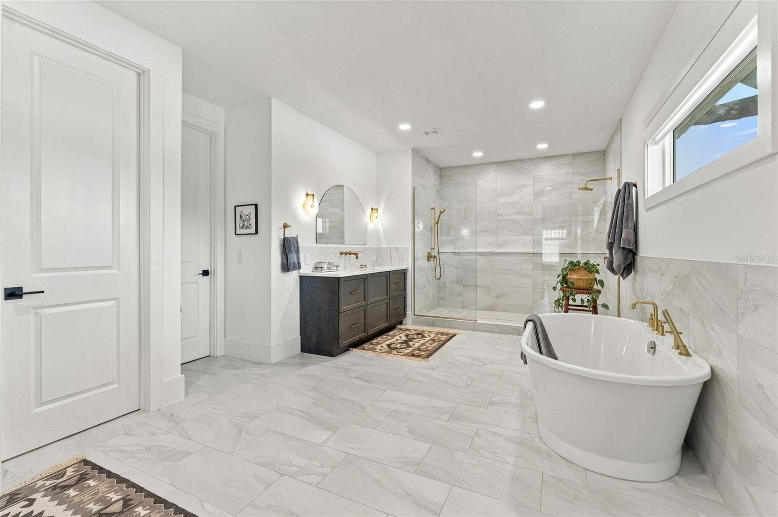 4019 W SANTIAGO STREET, Tampa, FL 33629