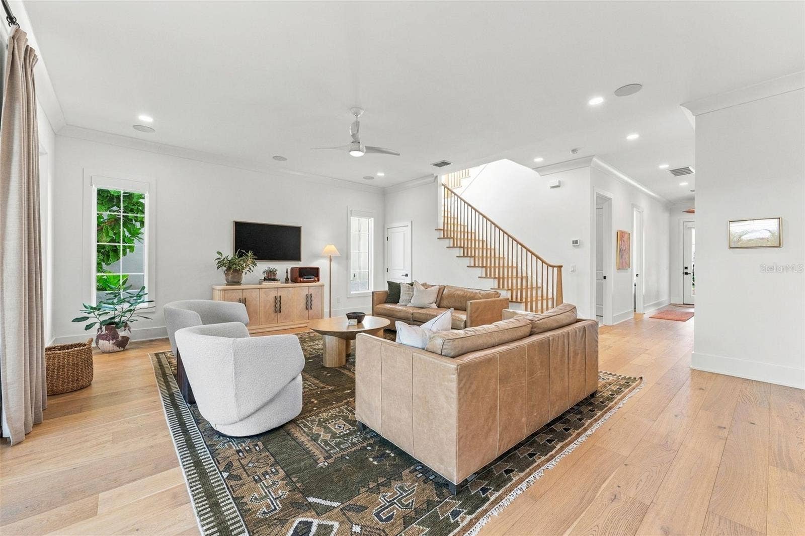 4019 W SANTIAGO STREET, Tampa, FL 33629