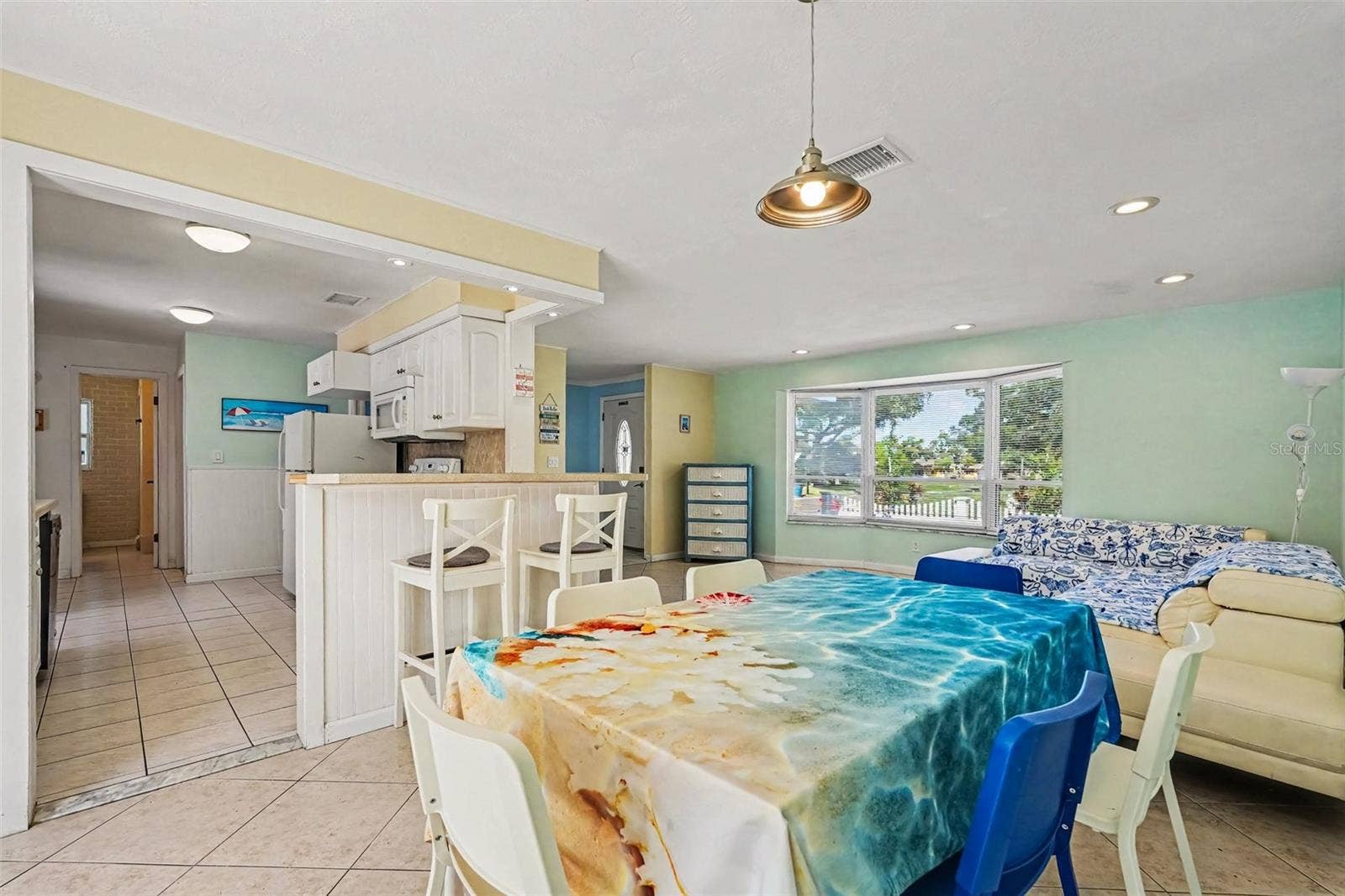 13570 99TH AVENUE N, Seminole, FL 33776