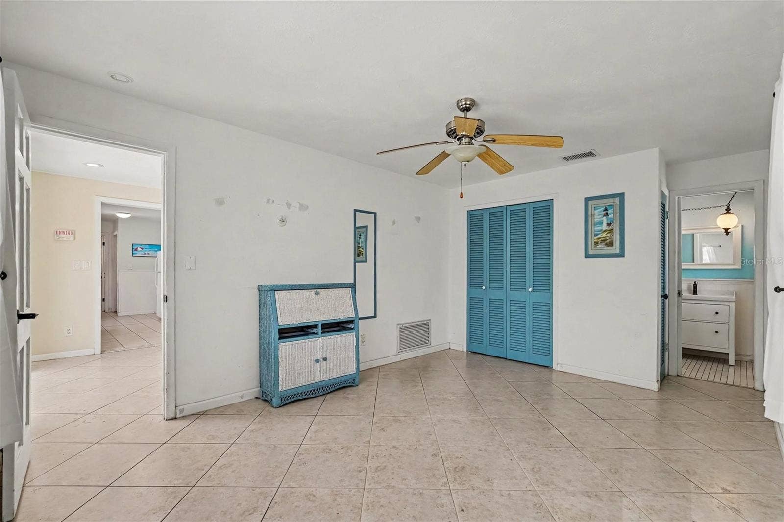 13570 99TH AVENUE N, Seminole, FL 33776
