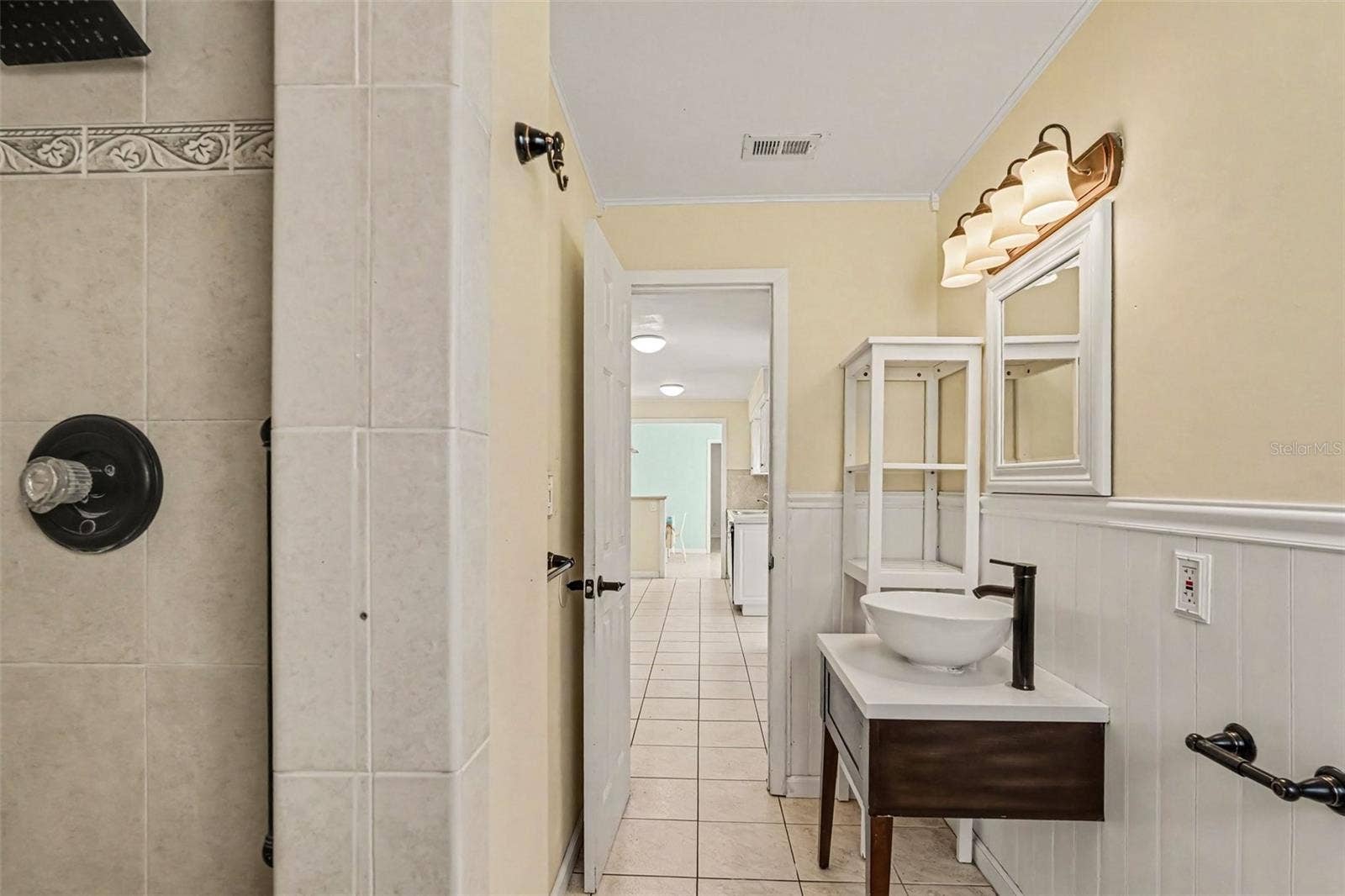 13570 99TH AVENUE N, Seminole, FL 33776