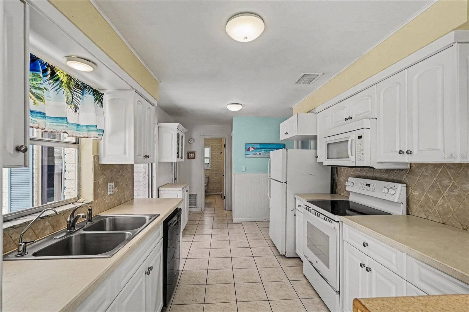 13570 99TH AVENUE N, Seminole, FL 33776