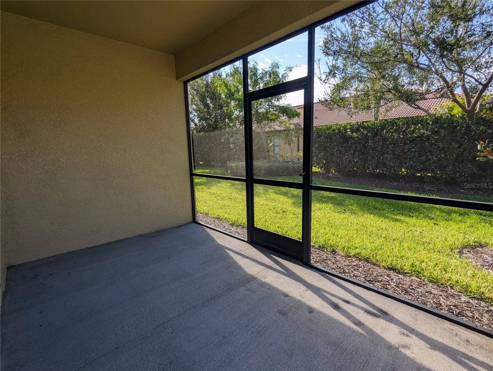 348 BLUEWATER FALLS COURT, Apollo Beach, FL 33572 348 BLUEWATER FALLS COURT, Apollo Beach, FL 33572
