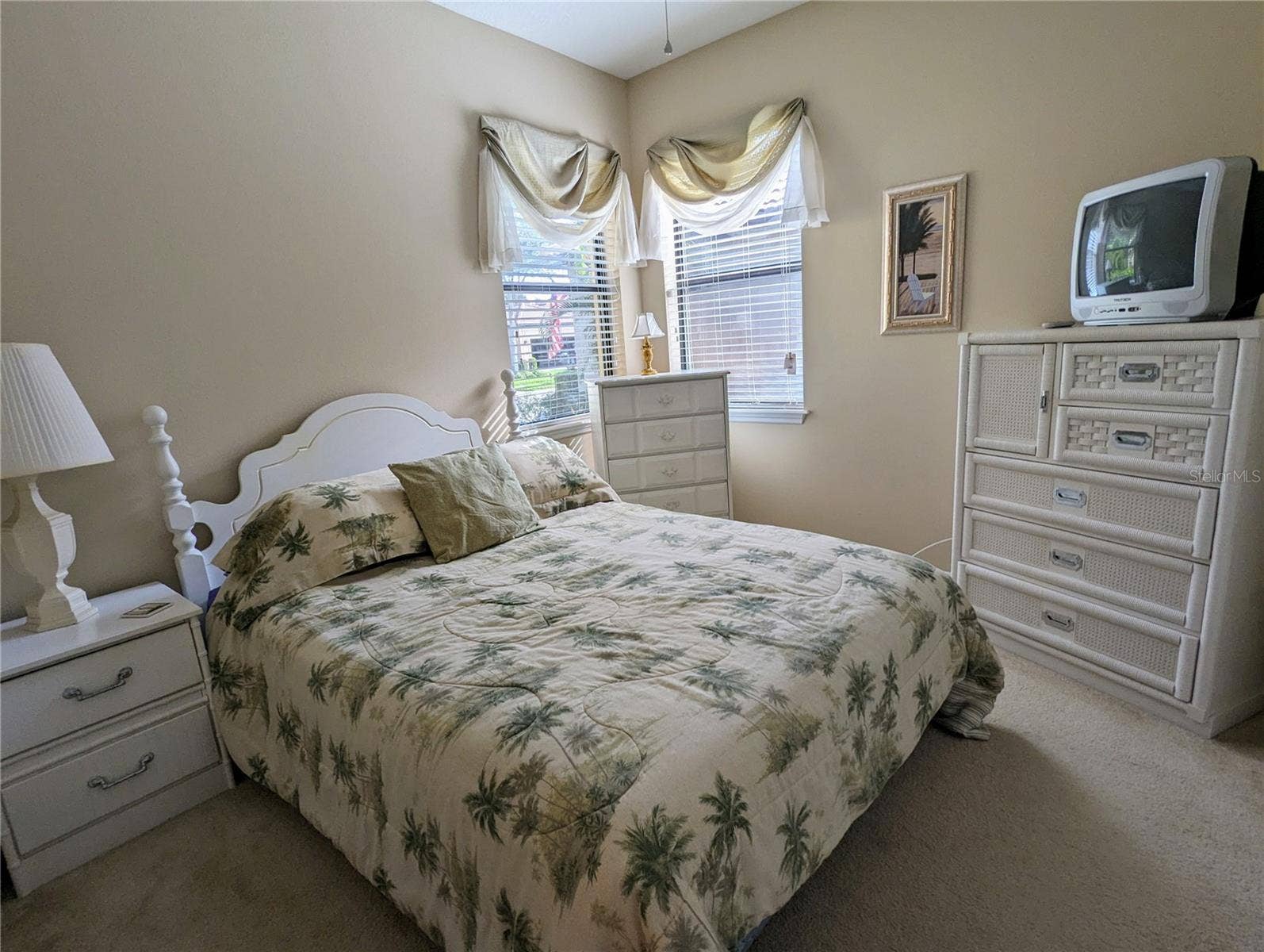 348 BLUEWATER FALLS COURT, Apollo Beach, FL 33572 348 BLUEWATER FALLS COURT, Apollo Beach, FL 33572