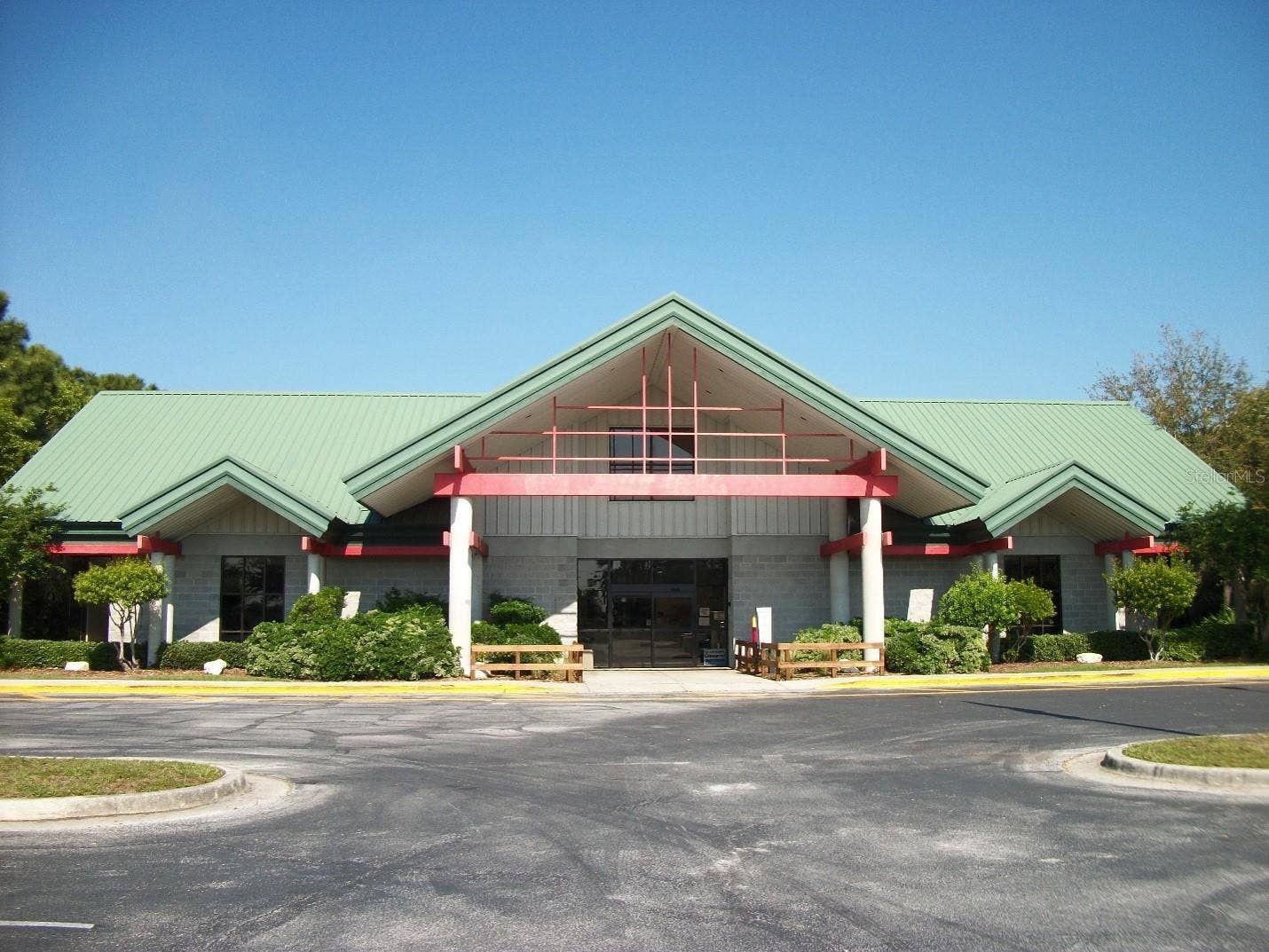 2529 SAN LUIS ROAD, Holiday, FL 34691 Air Conditioned Gym with Pickleball Courts