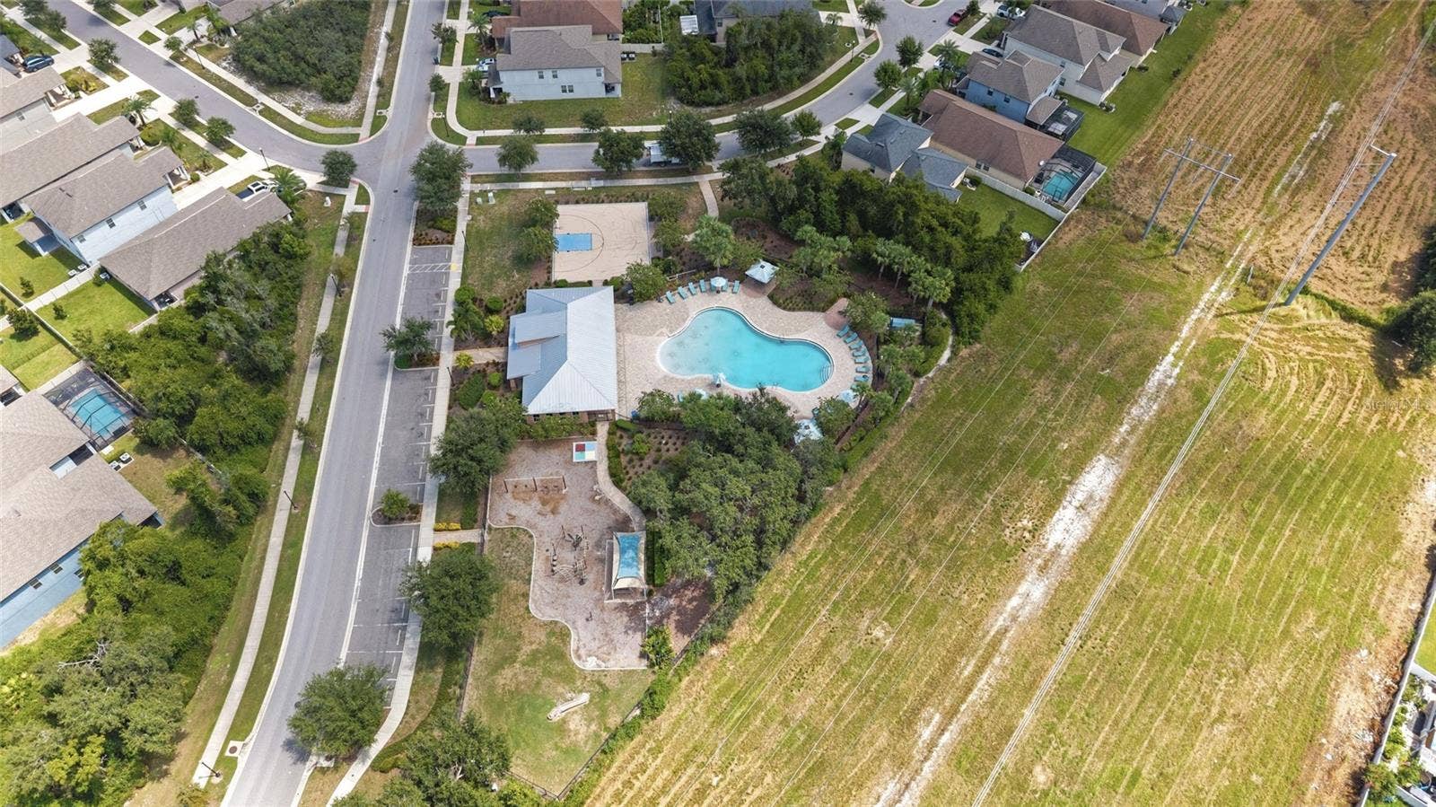 10611 GREAT CORMORANT DRIVE, Riverview, FL 33579 COmmunity Pool Oveview