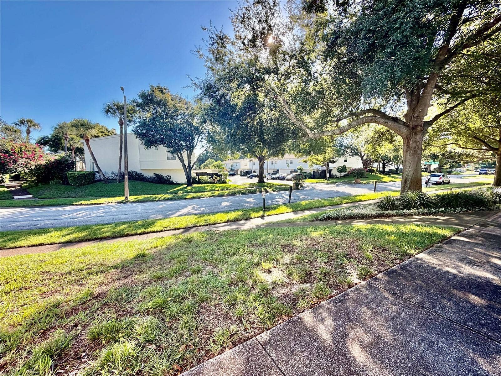 4517 W LA VILLA LANE, Tampa, FL 33611 4517 W LA VILLA LANE, Tampa, FL 33611