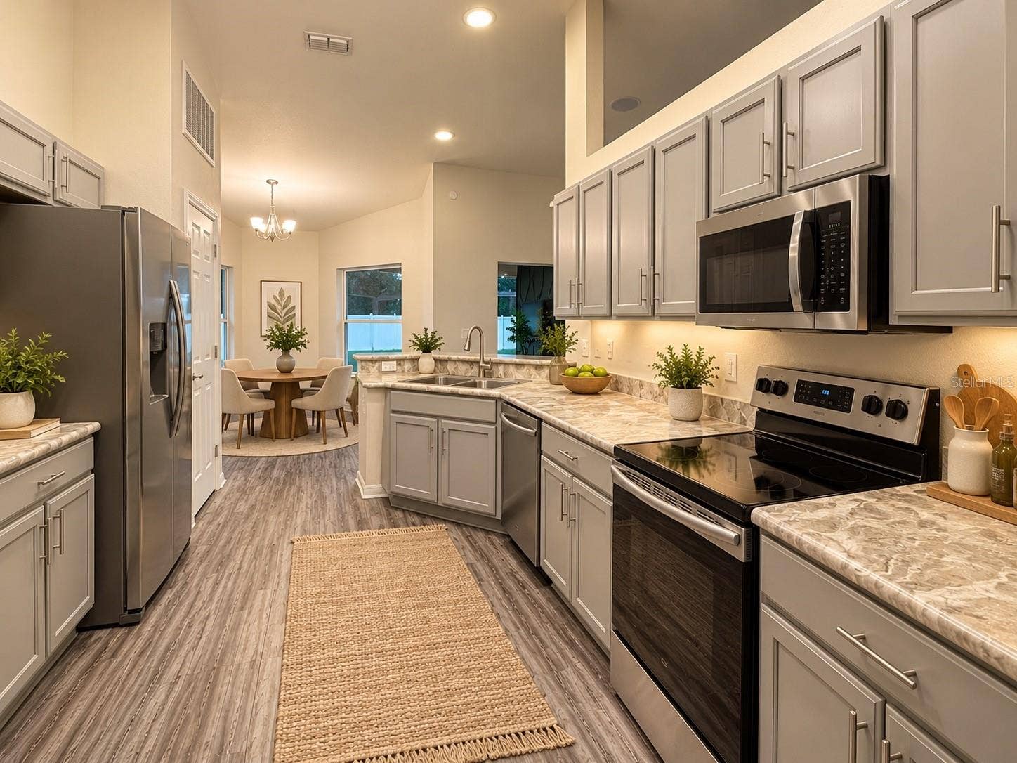 8202 WILDER LOOP, Lakeland, FL 33809 8202 WILDER LOOP, Lakeland, FL 33809