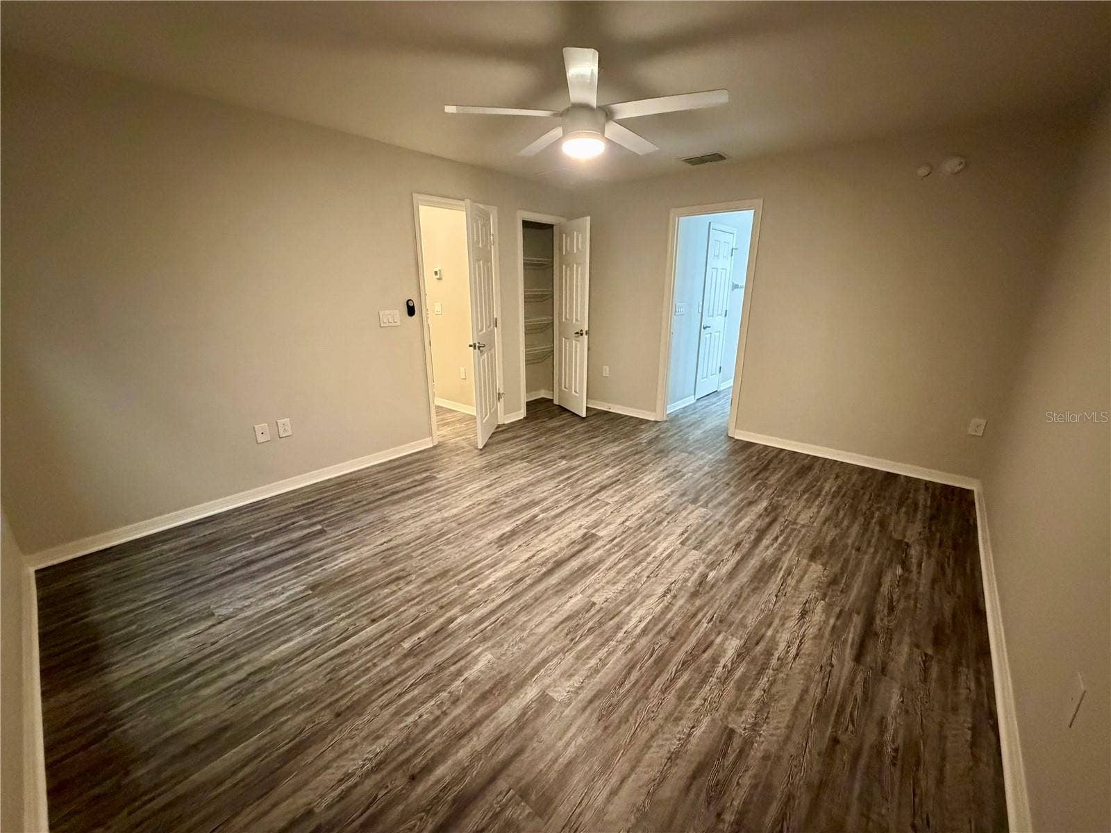 8202 WILDER LOOP, Lakeland, FL 33809 8202 WILDER LOOP, Lakeland, FL 33809