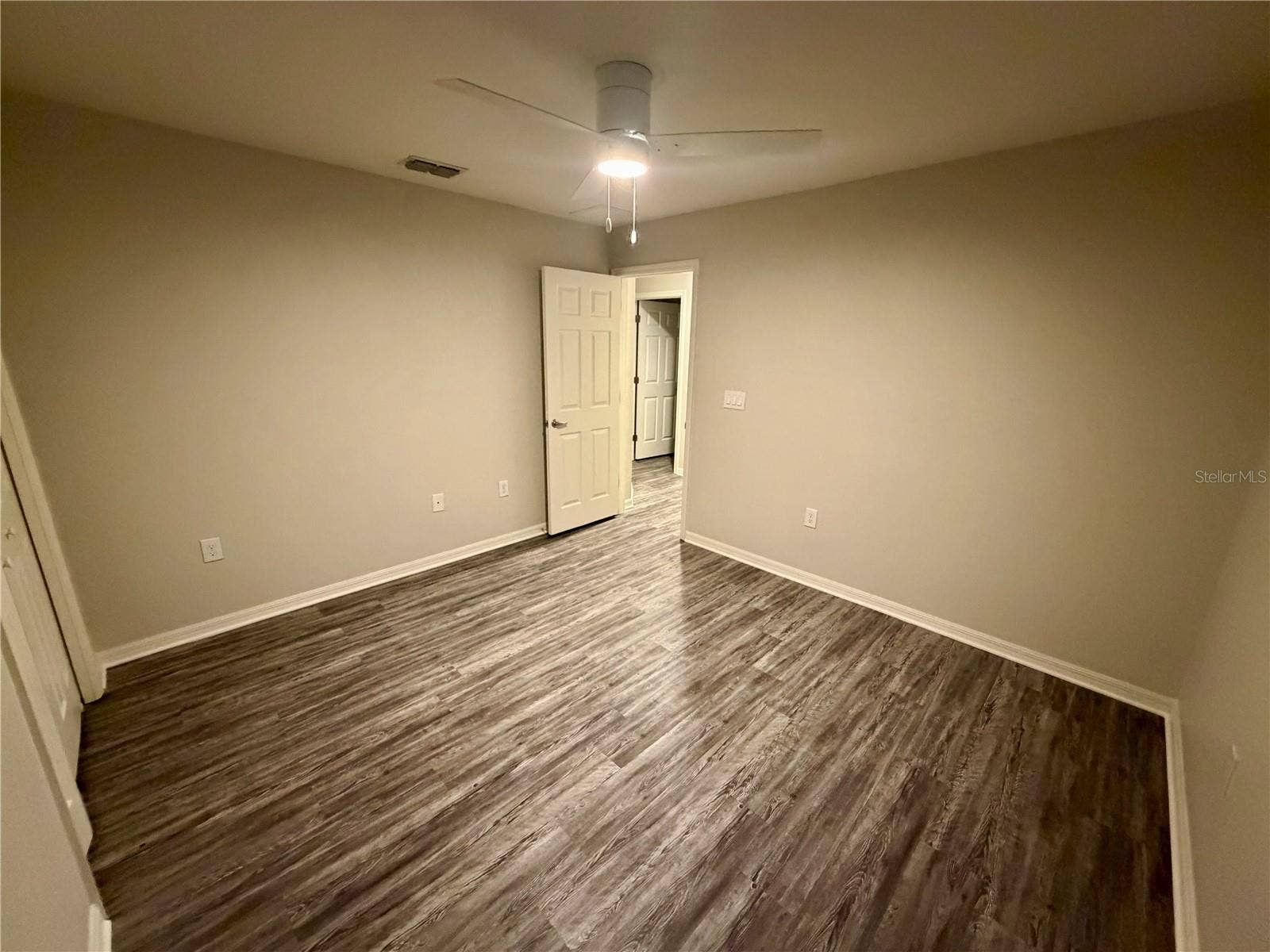 8202 WILDER LOOP, Lakeland, FL 33809 8202 WILDER LOOP, Lakeland, FL 33809