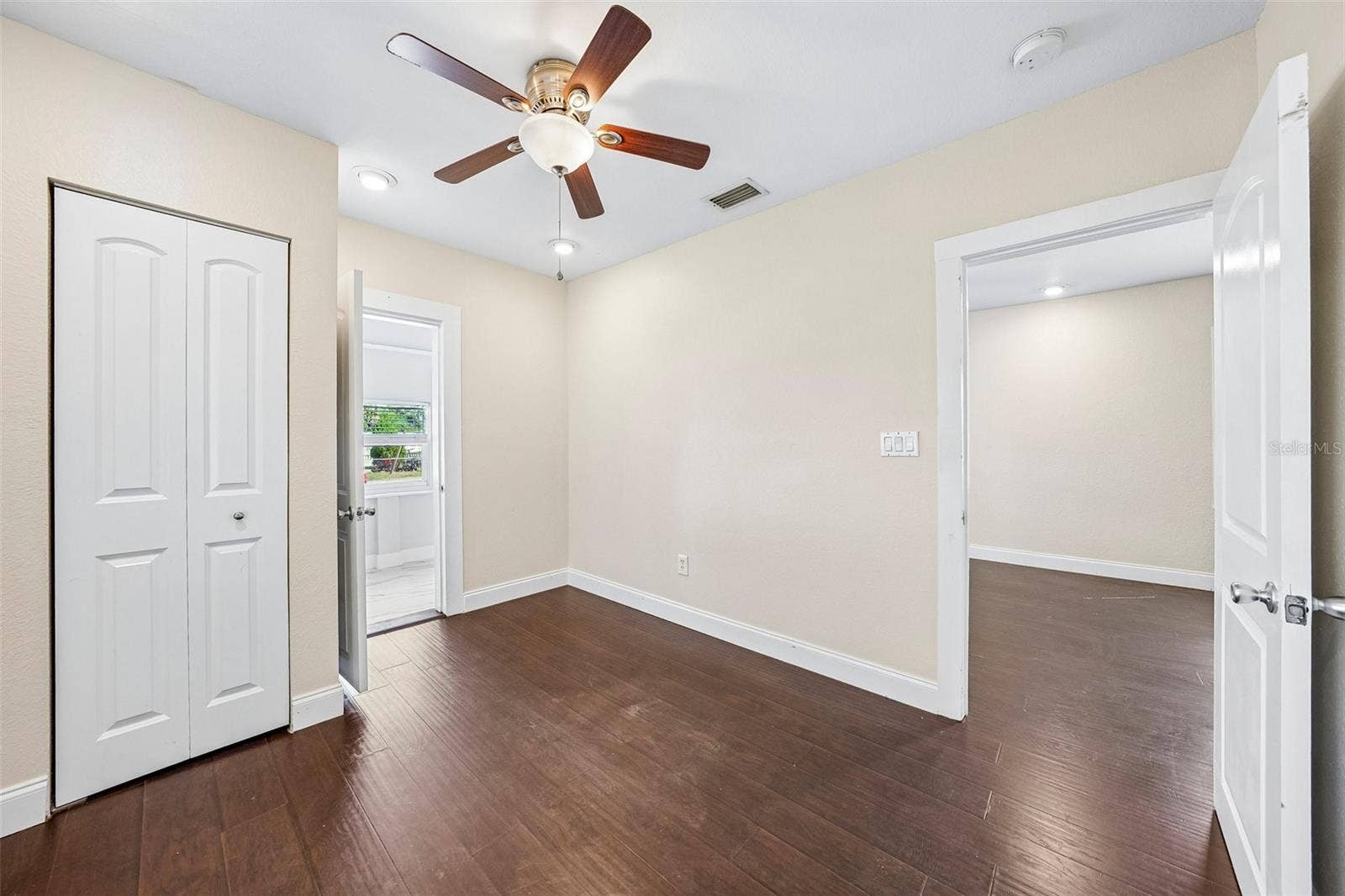 1646 28TH AVENUE N, St Petersburg, FL 33713 1646 28TH AVENUE N, St Petersburg, FL 33713
