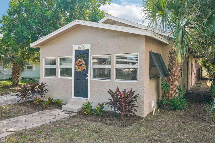 Property photo for 1646 28TH AVENUE N, St Petersburg, FL
