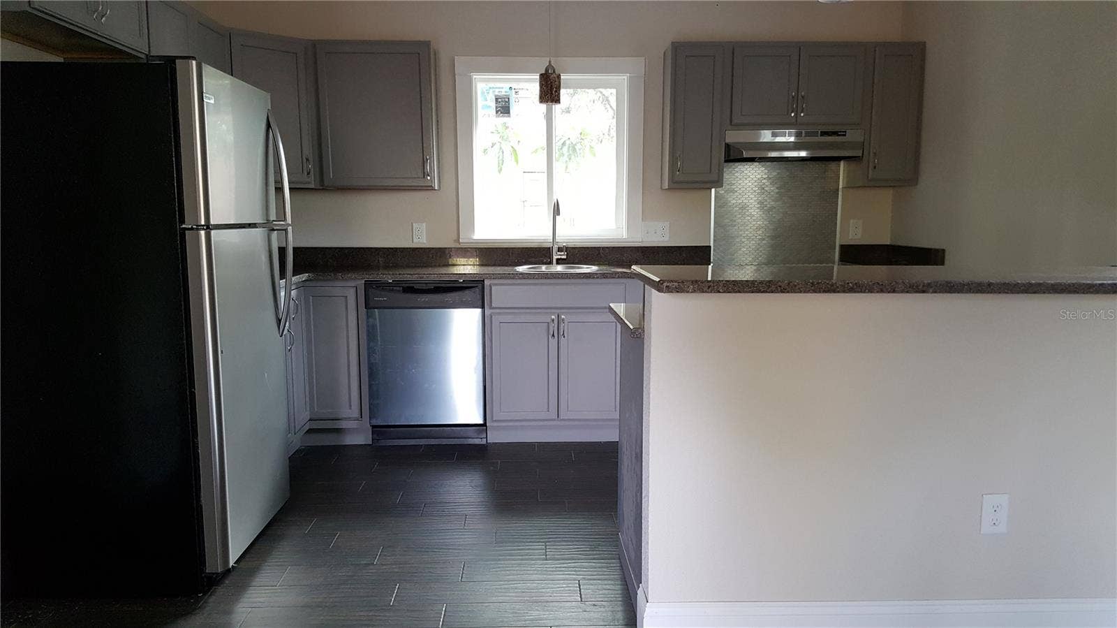 1646 28TH AVENUE N, St Petersburg, FL 33713 1646 28TH AVENUE N, St Petersburg, FL 33713