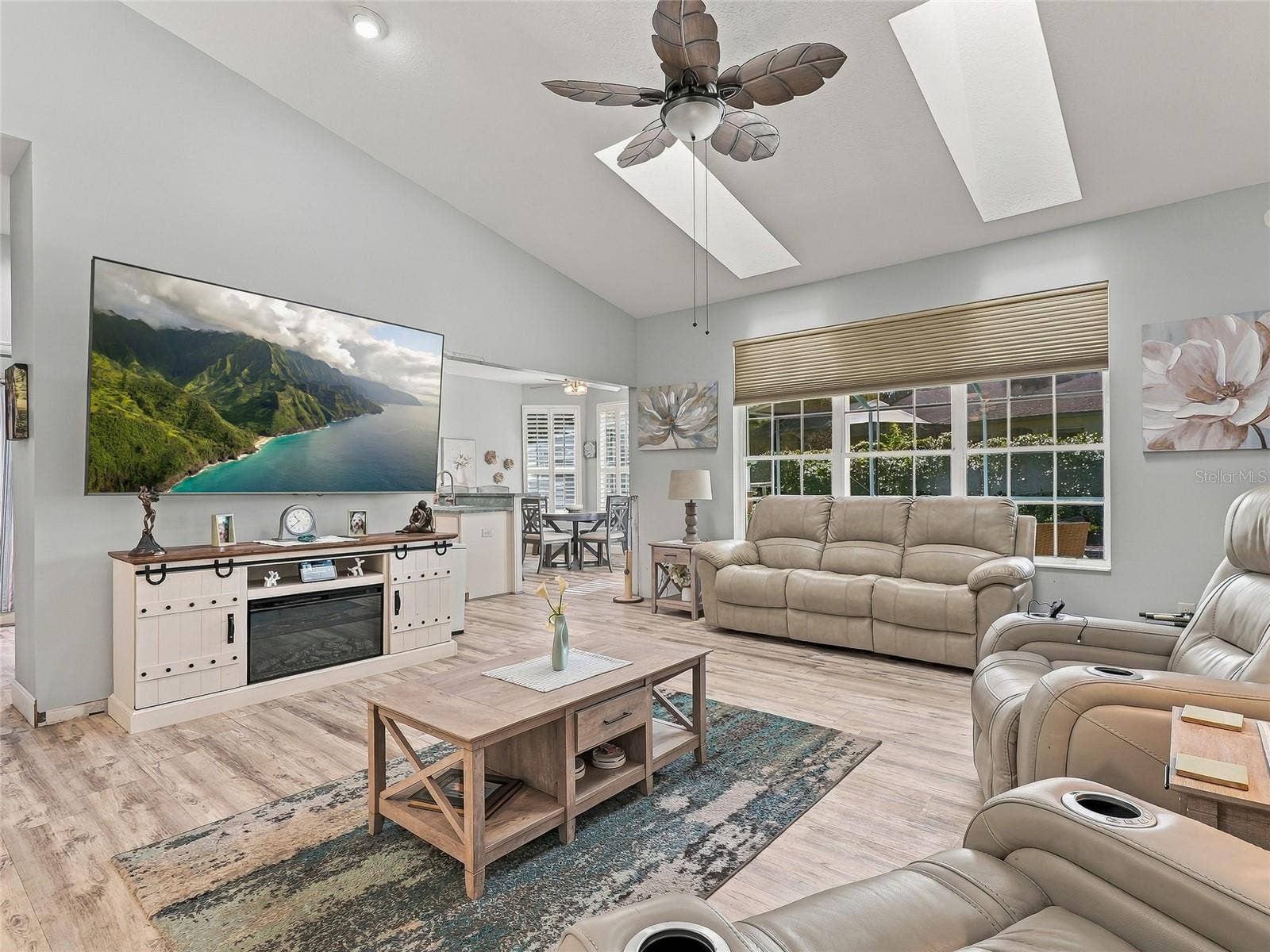 19480 SW 94TH STREET, Dunnellon, FL 34432 Sky Lights