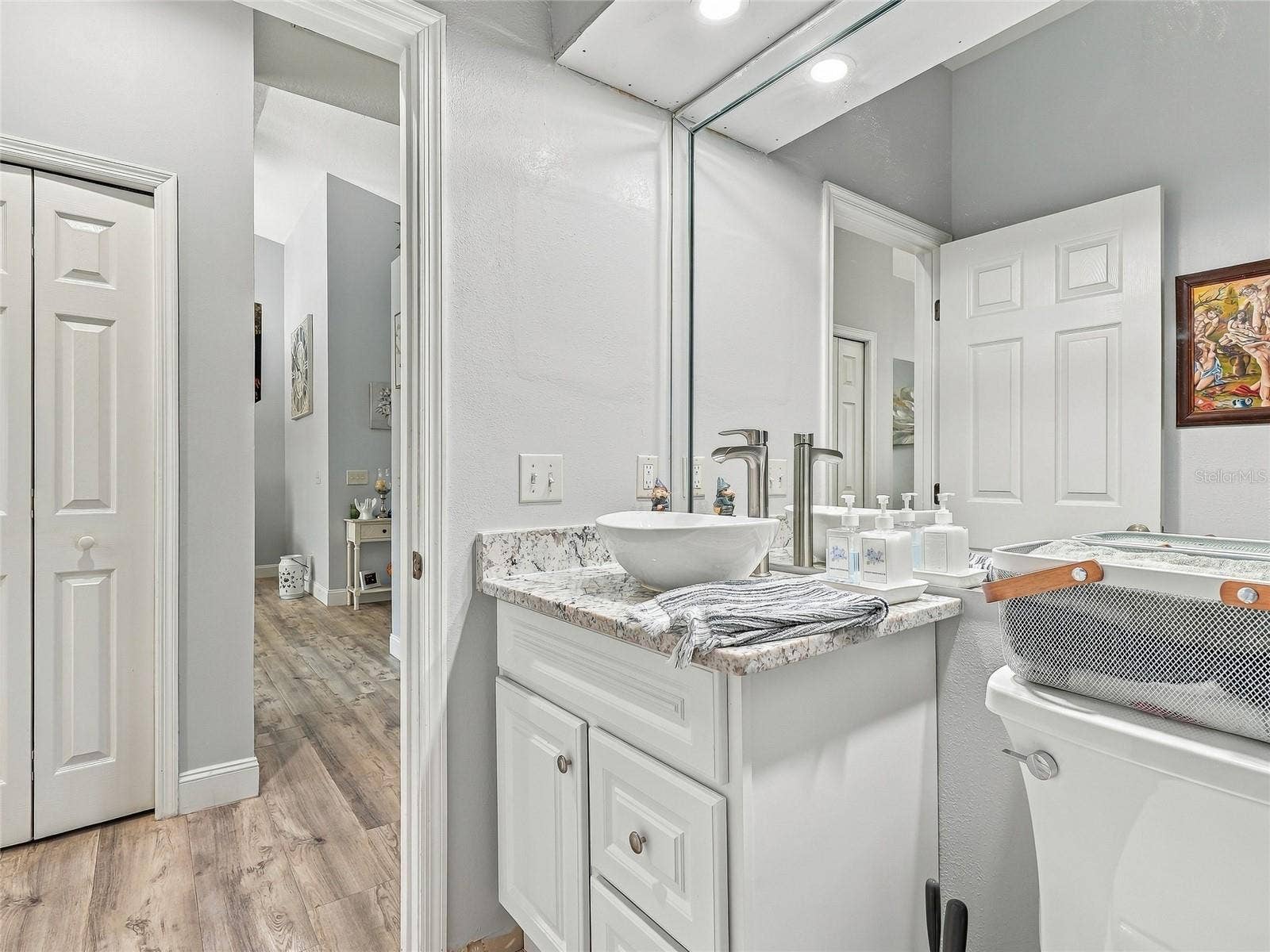 19480 SW 94TH STREET, Dunnellon, FL 34432 Main Bathroom