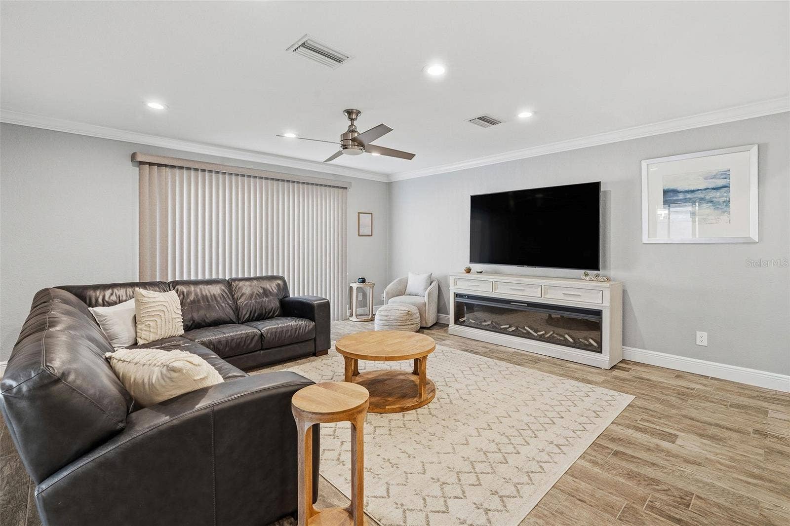 11450 48TH AVENUE N, St Petersburg, FL 33708