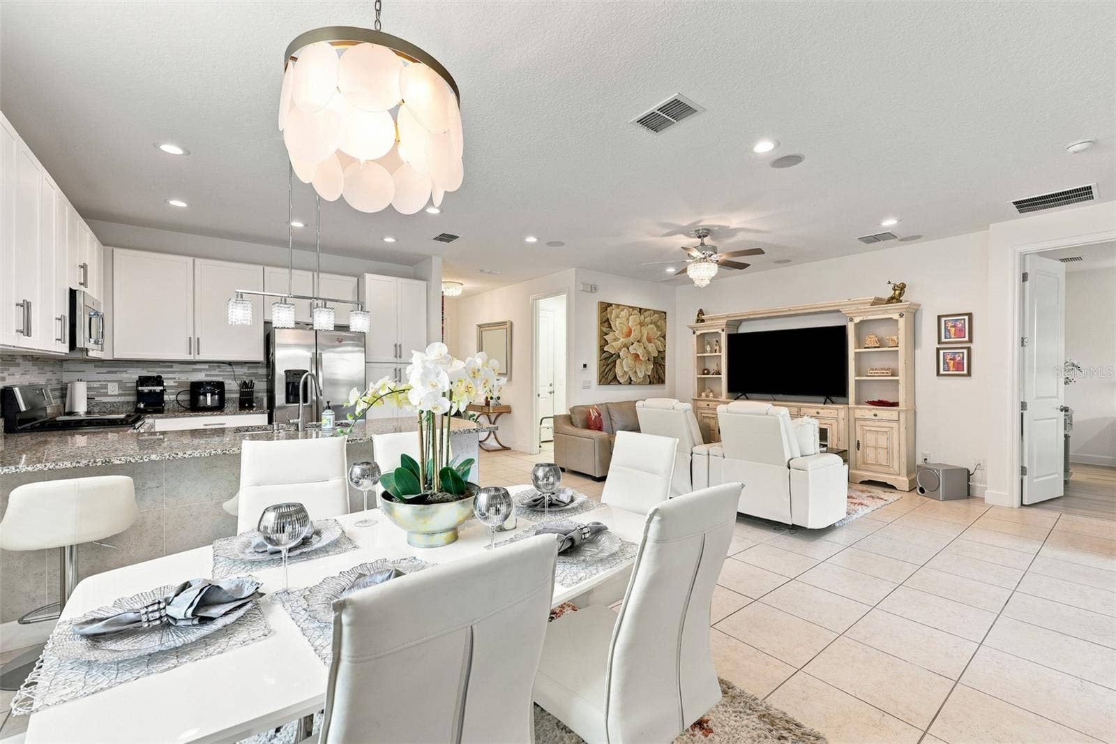5124 HIGHLAND POINTE COURT, Wimauma, FL 33598 5124 HIGHLAND POINTE COURT, Wimauma, FL 33598