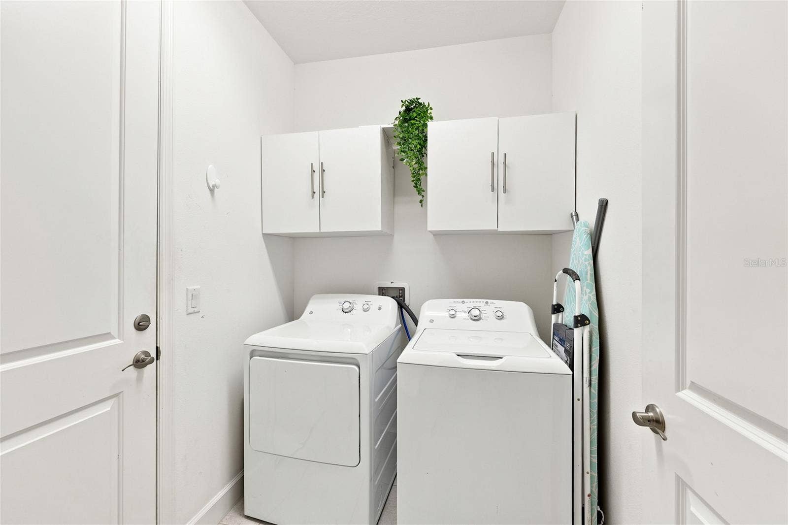 5124 HIGHLAND POINTE COURT, Wimauma, FL 33598 5124 HIGHLAND POINTE COURT, Wimauma, FL 33598