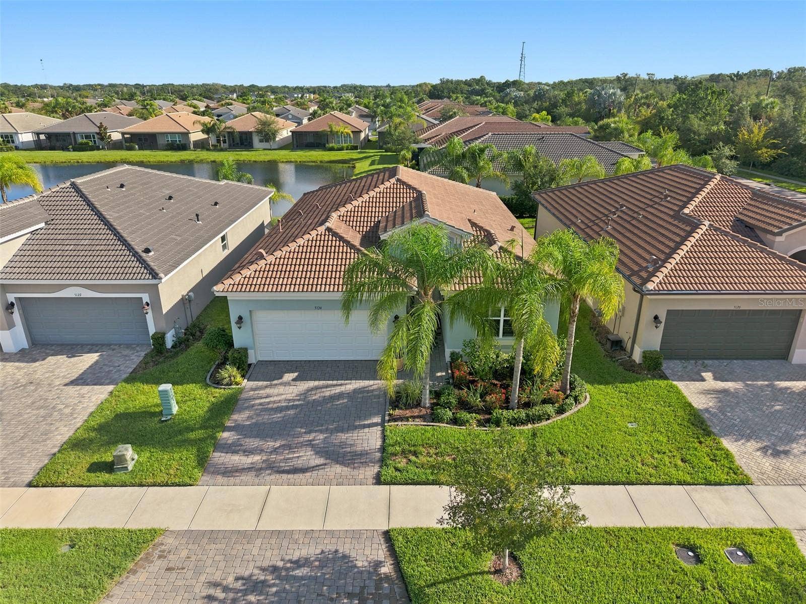 5124 HIGHLAND POINTE COURT, Wimauma, FL 33598 5124 HIGHLAND POINTE COURT, Wimauma, FL 33598