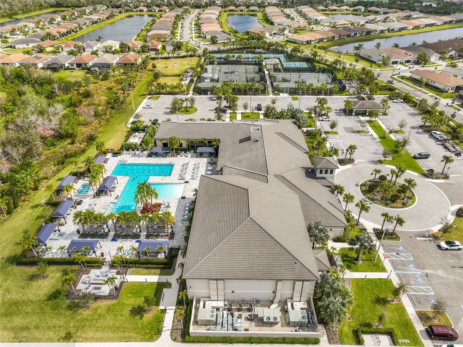 5124 HIGHLAND POINTE COURT, Wimauma, FL 33598 5124 HIGHLAND POINTE COURT, Wimauma, FL 33598