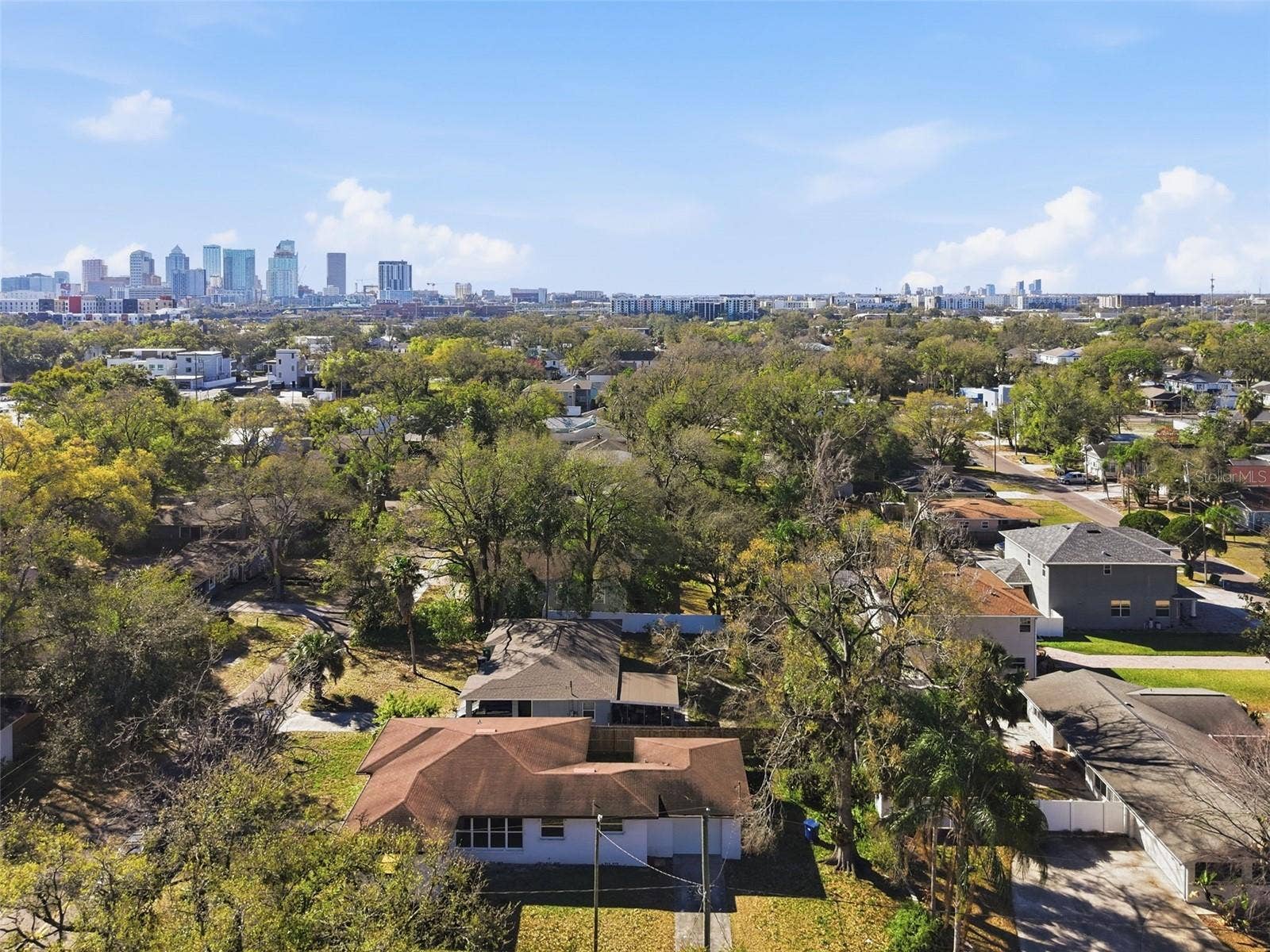 2812 N MUNRO STREET, Tampa, FL 33602 2812 N MUNRO STREET, Tampa, FL 33602