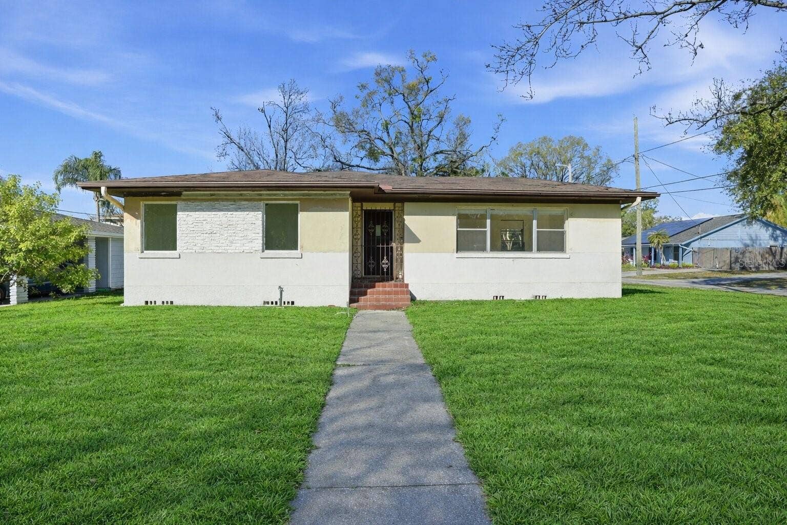 2812 N MUNRO STREET, Tampa, FL 33602 2812 N MUNRO STREET, Tampa, FL 33602