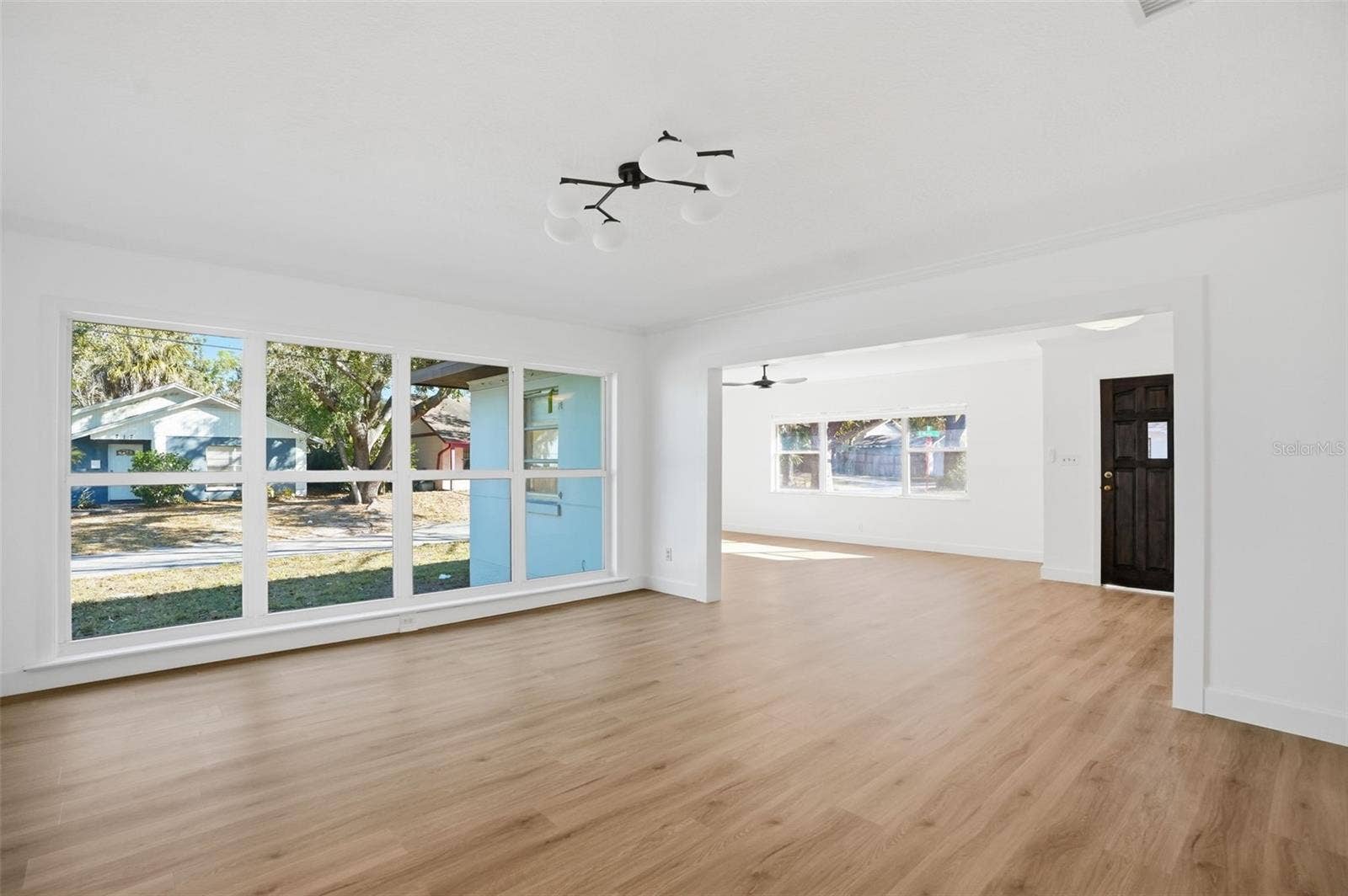 2812 N MUNRO STREET, Tampa, FL 33602 2812 N MUNRO STREET, Tampa, FL 33602