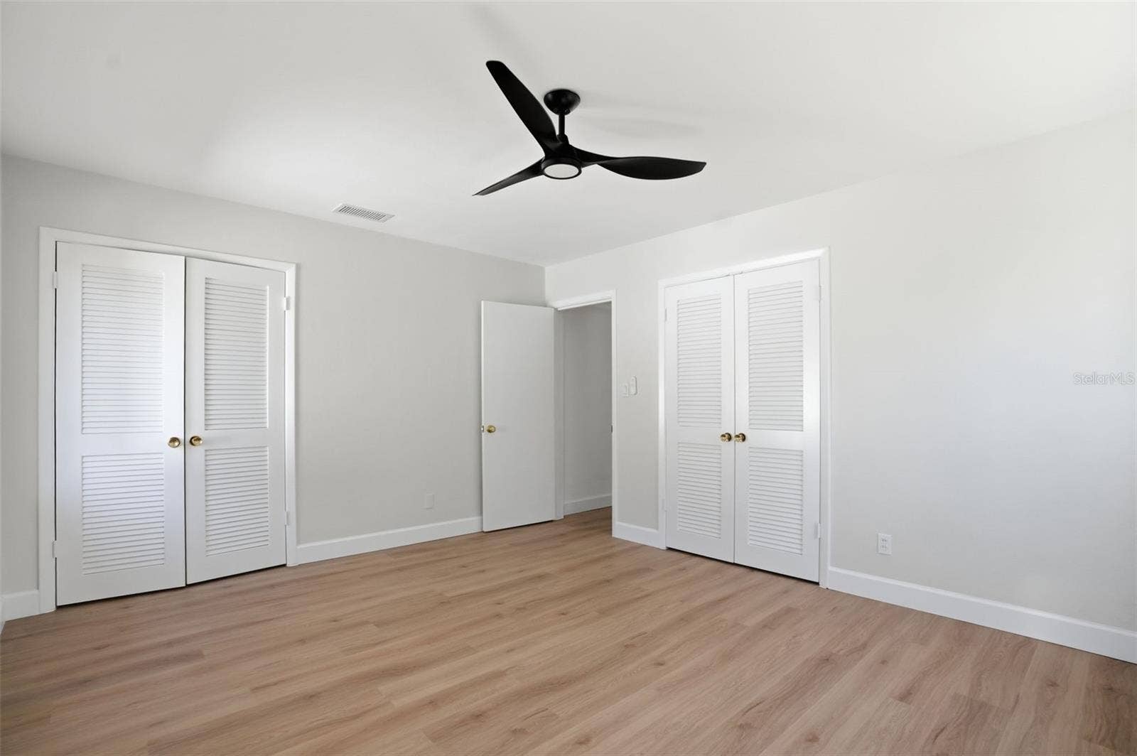 2812 N MUNRO STREET, Tampa, FL 33602 2812 N MUNRO STREET, Tampa, FL 33602