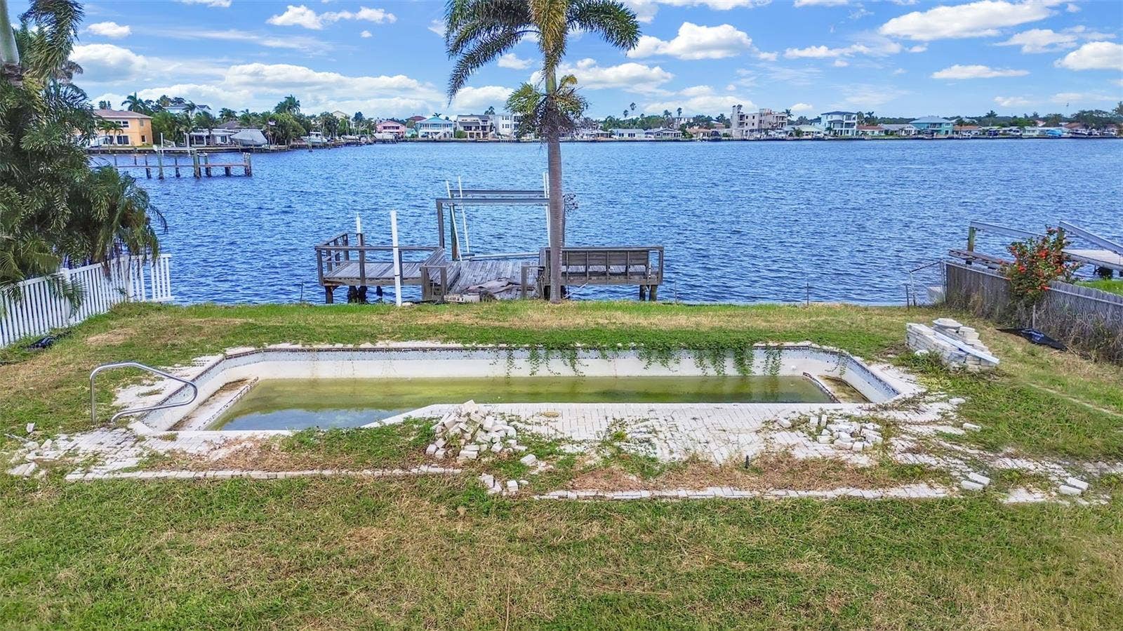 316 173RD AVENUE E, North Redington Beach, FL 33708