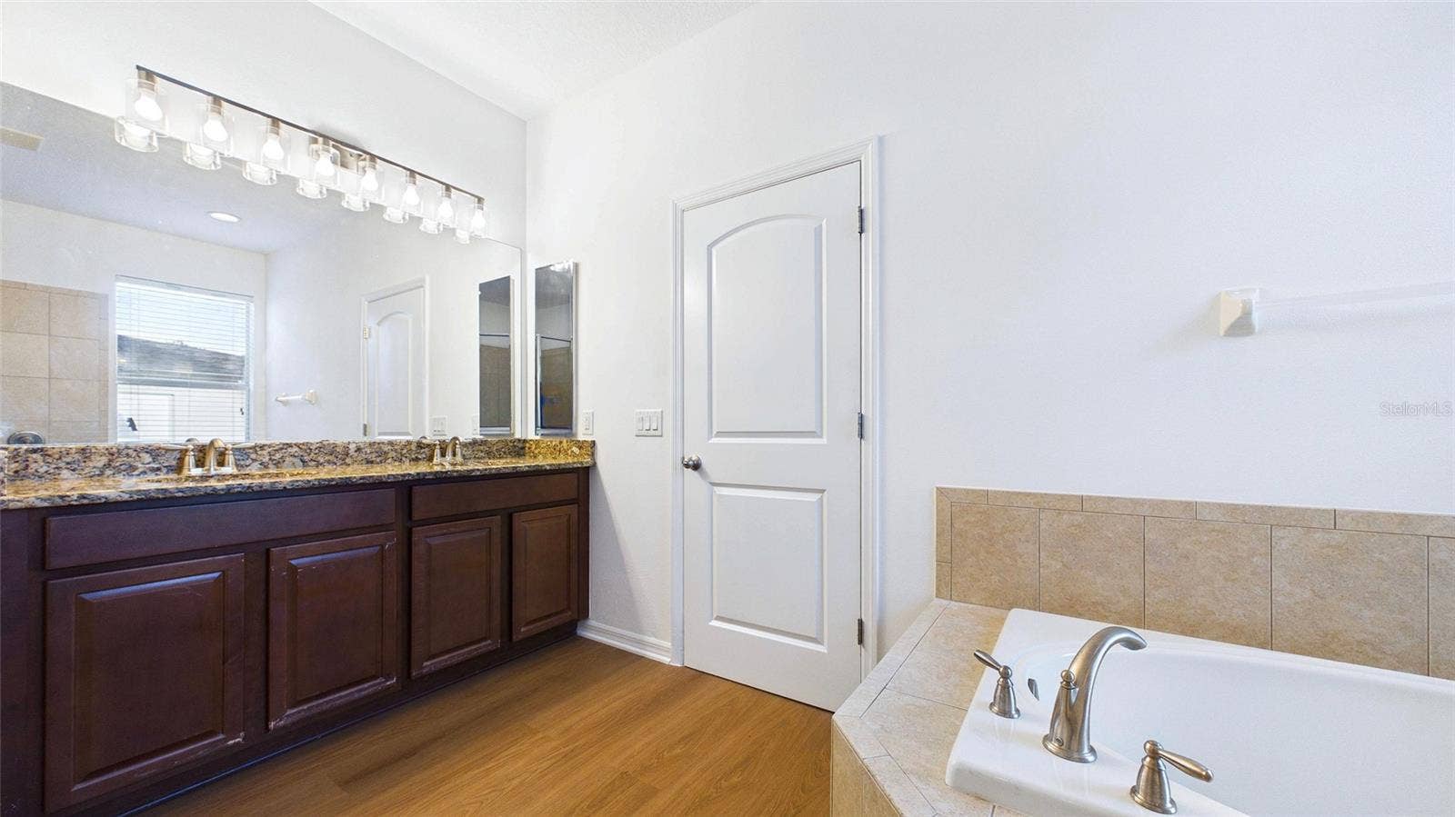 32033 GARDEN ALCOVE LOOP, Wesley Chapel, FL 33545
