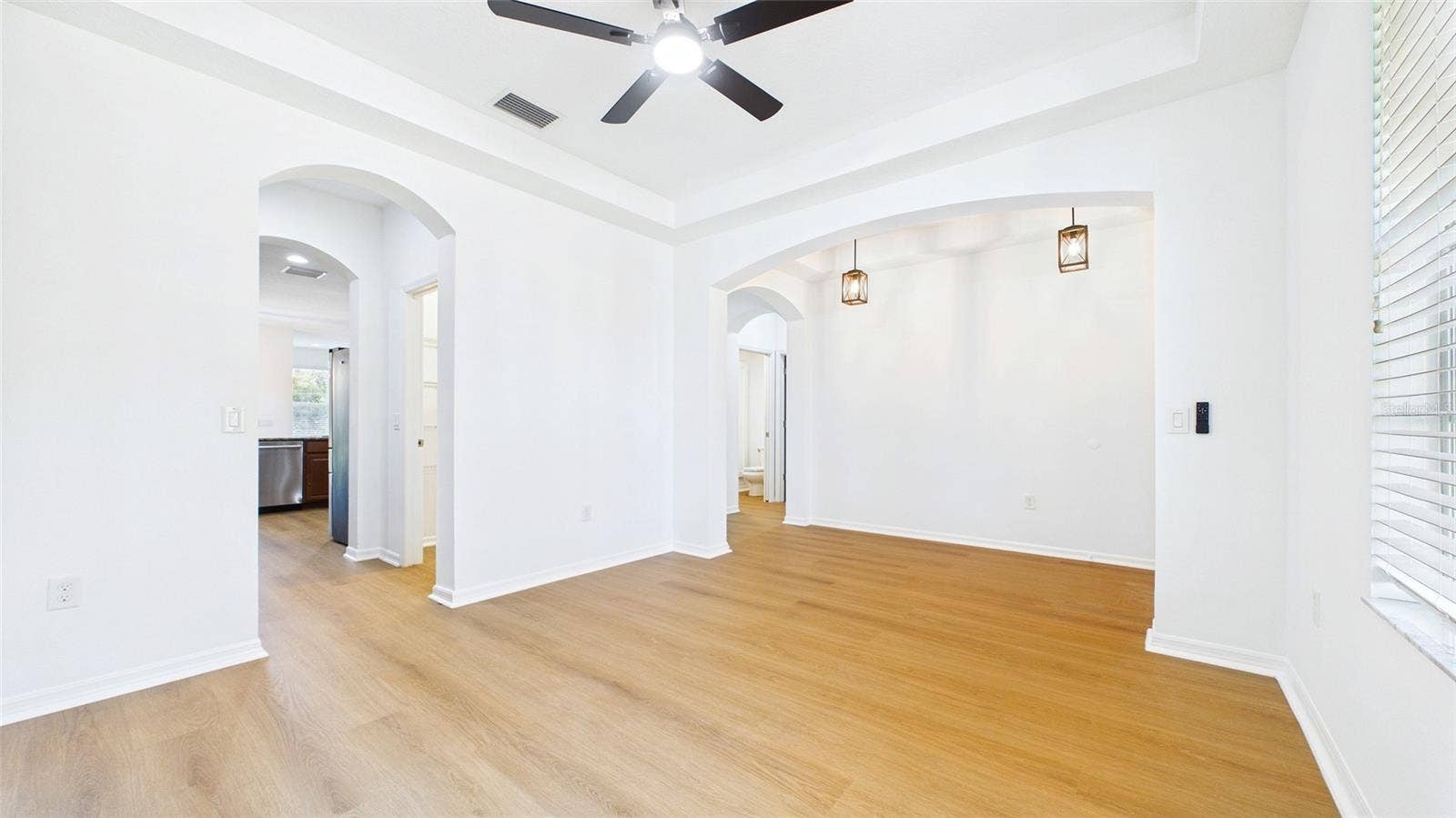 32033 GARDEN ALCOVE LOOP, Wesley Chapel, FL 33545