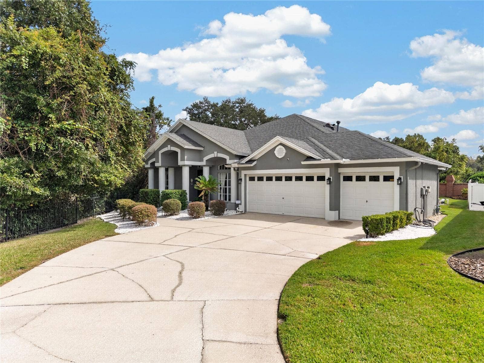 18211 WIMBLEDON GREEN PLACE, Tampa, FL 33647 18211 WIMBLEDON GREEN PLACE, Tampa, FL 33647