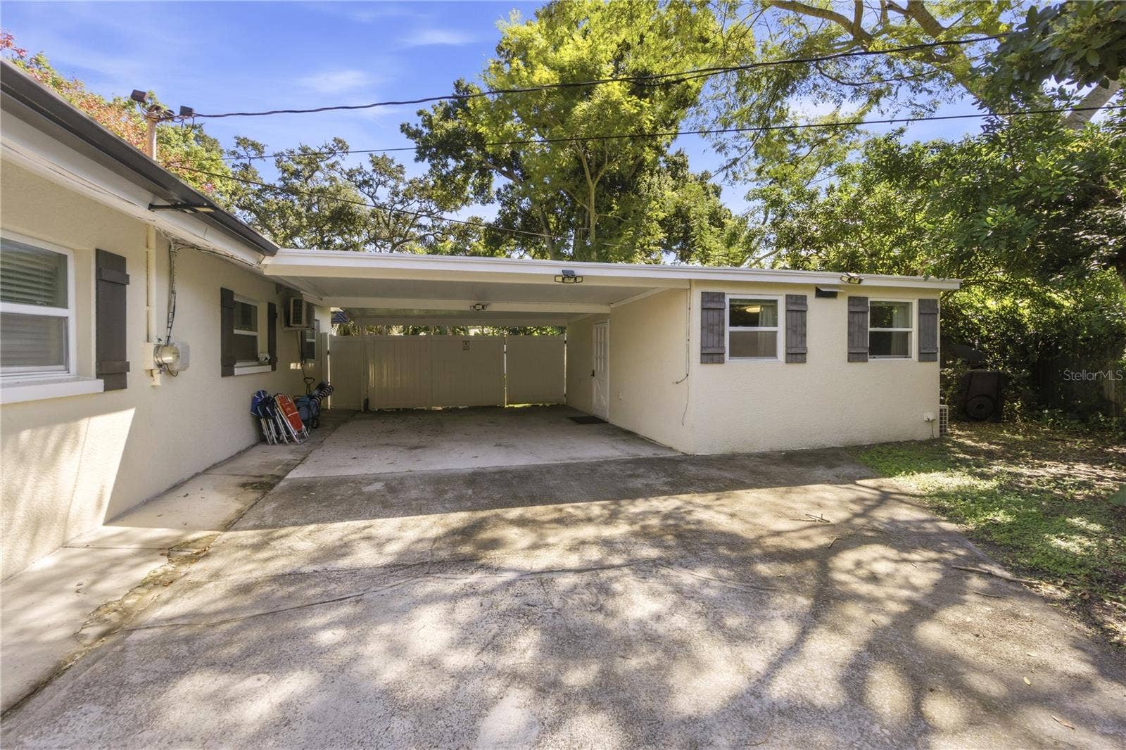 2608 OAKWOOD DRIVE, Largo, FL 33771 2608 OAKWOOD DRIVE, Largo, FL 33771