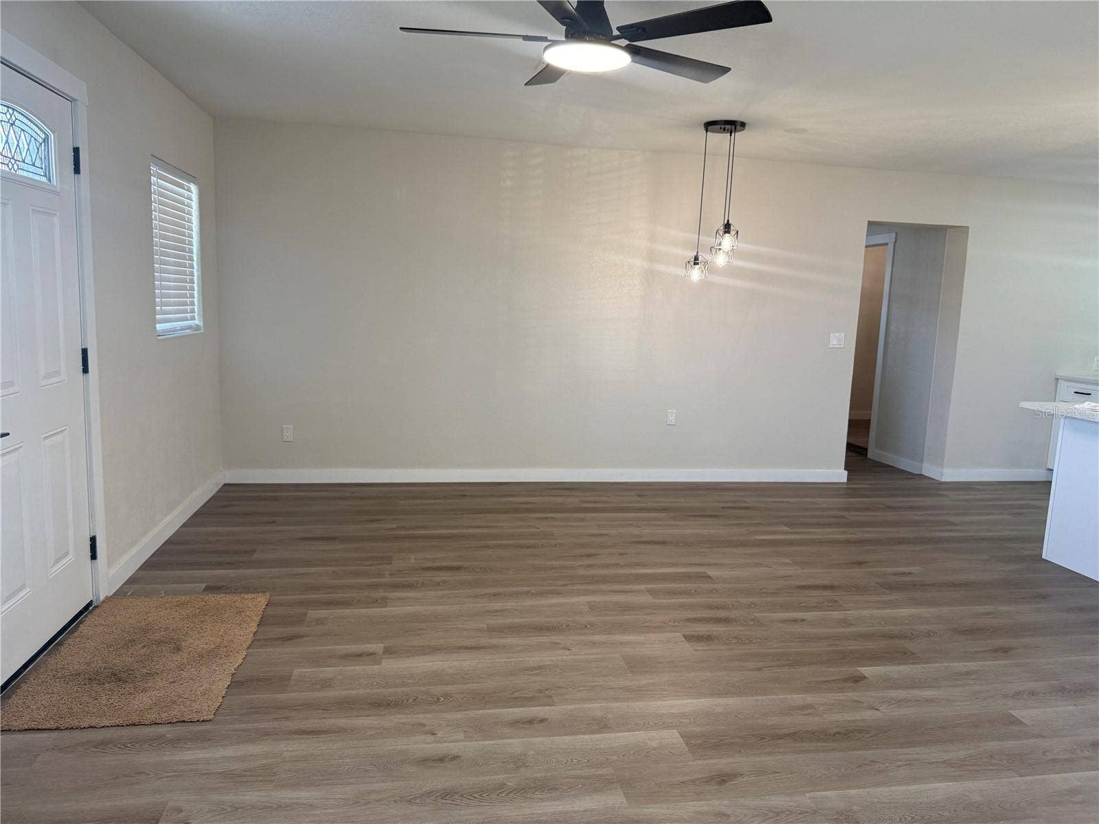 Living Room/Dining Room