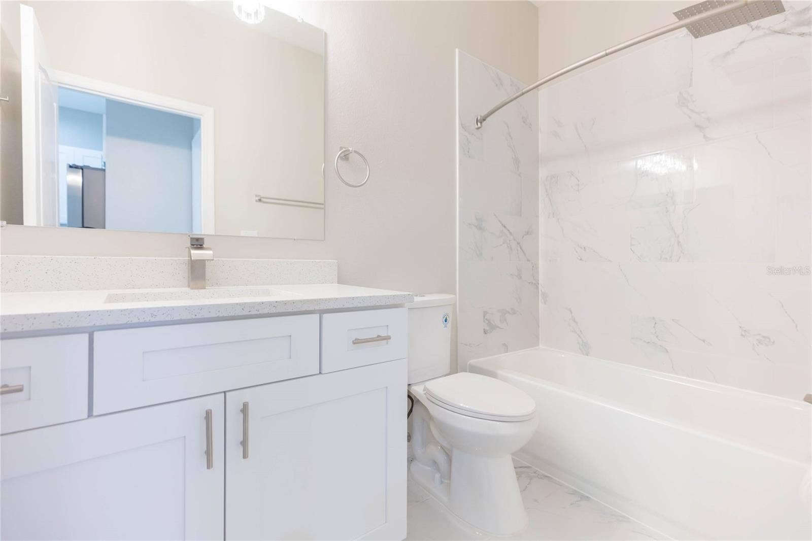 12851 KINGS CROSSING DRIVE, Gibsonton, FL 33534 12851 KINGS CROSSING DRIVE, Gibsonton, FL 33534