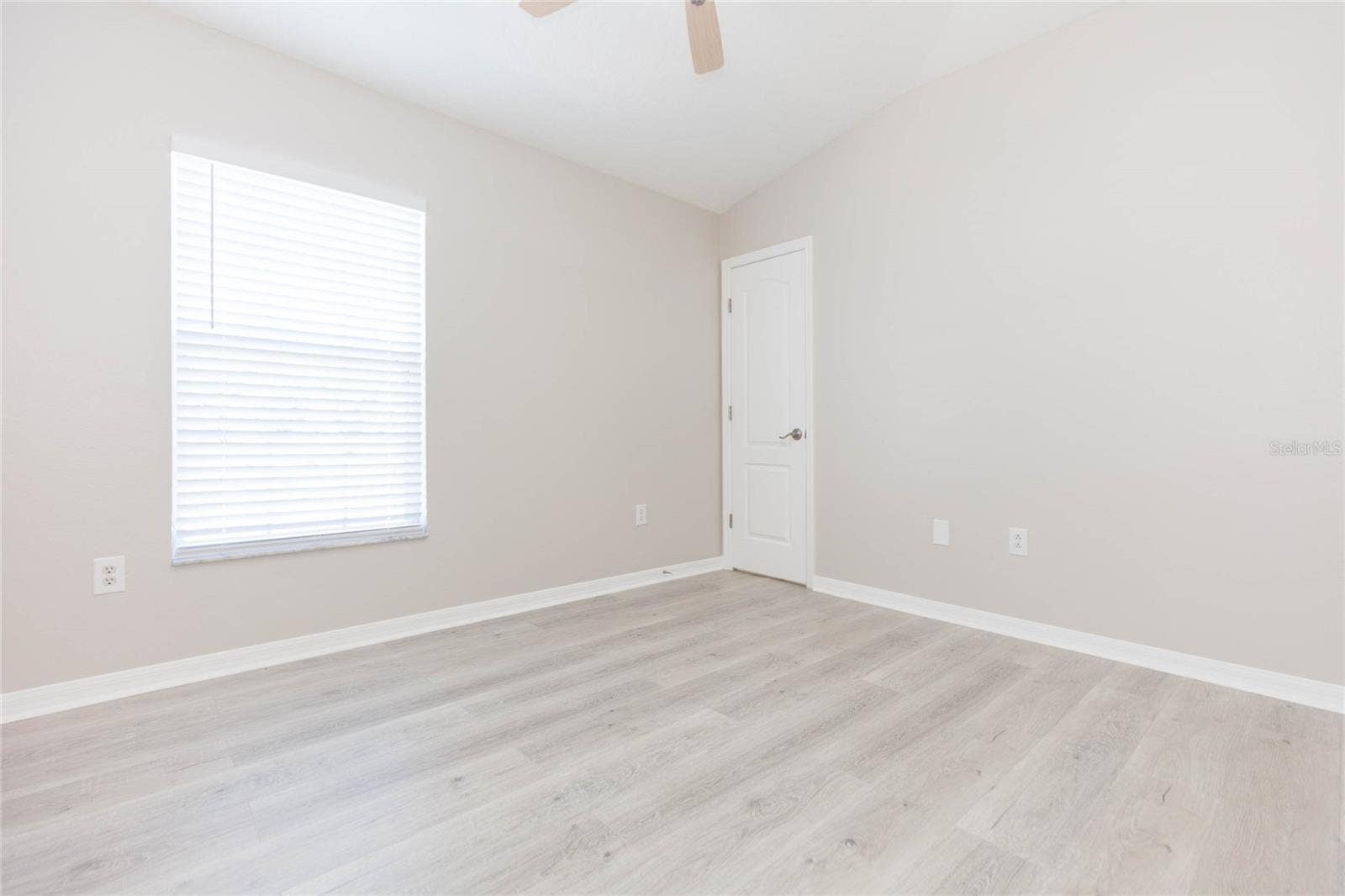 12851 KINGS CROSSING DRIVE, Gibsonton, FL 33534 12851 KINGS CROSSING DRIVE, Gibsonton, FL 33534