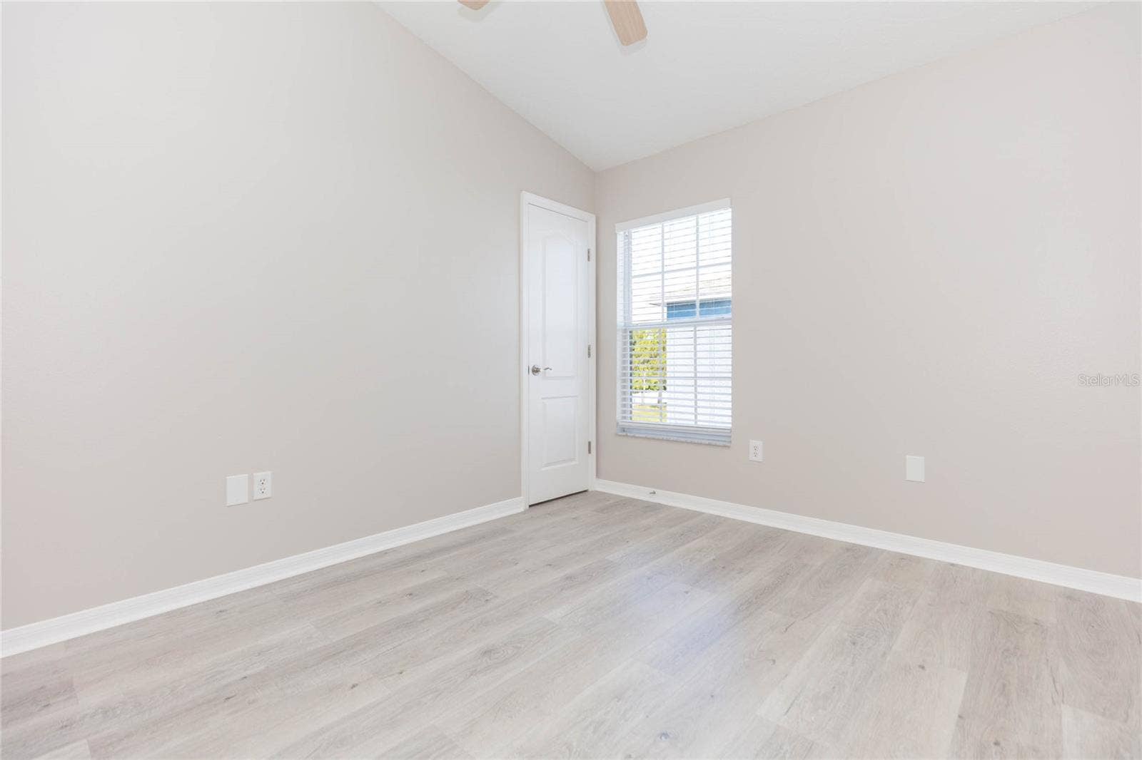 12851 KINGS CROSSING DRIVE, Gibsonton, FL 33534 12851 KINGS CROSSING DRIVE, Gibsonton, FL 33534