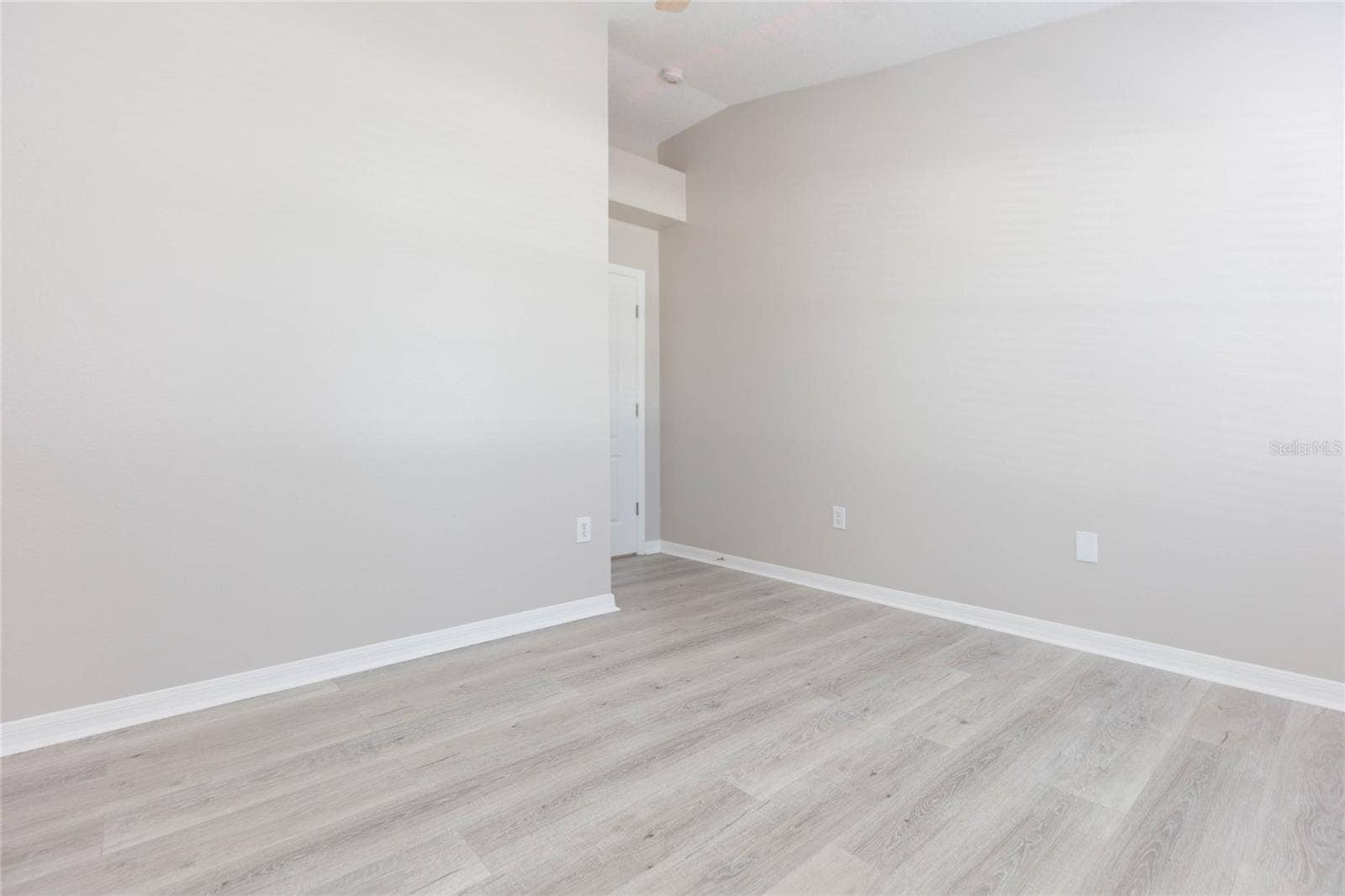 12851 KINGS CROSSING DRIVE, Gibsonton, FL 33534 12851 KINGS CROSSING DRIVE, Gibsonton, FL 33534