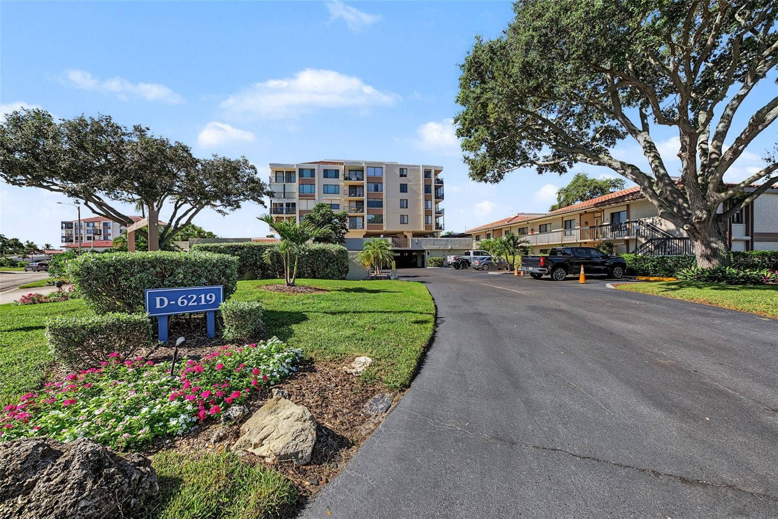 6219 PALMA DEL MAR BOULEVARD S, #211, St Petersburg, FL 33715