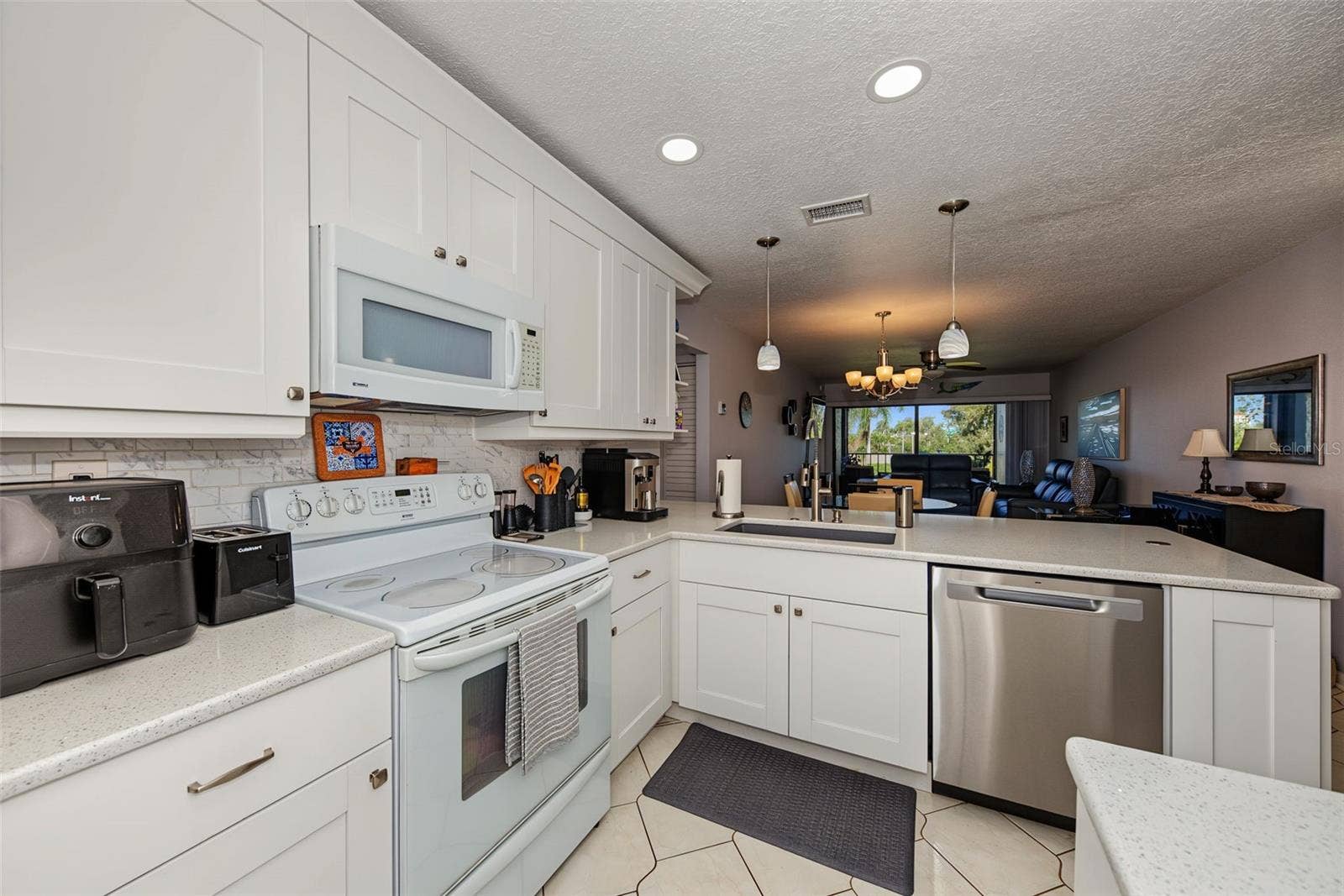 6219 PALMA DEL MAR BOULEVARD S, #211, St Petersburg, FL 33715