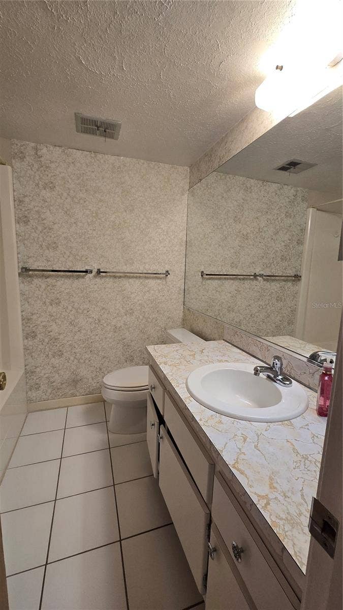 2525 W BAY DRIVE, #C33, Belleair Bluffs, FL 33770 2525 W BAY DRIVE, #C33, Belleair Bluffs, FL 33770